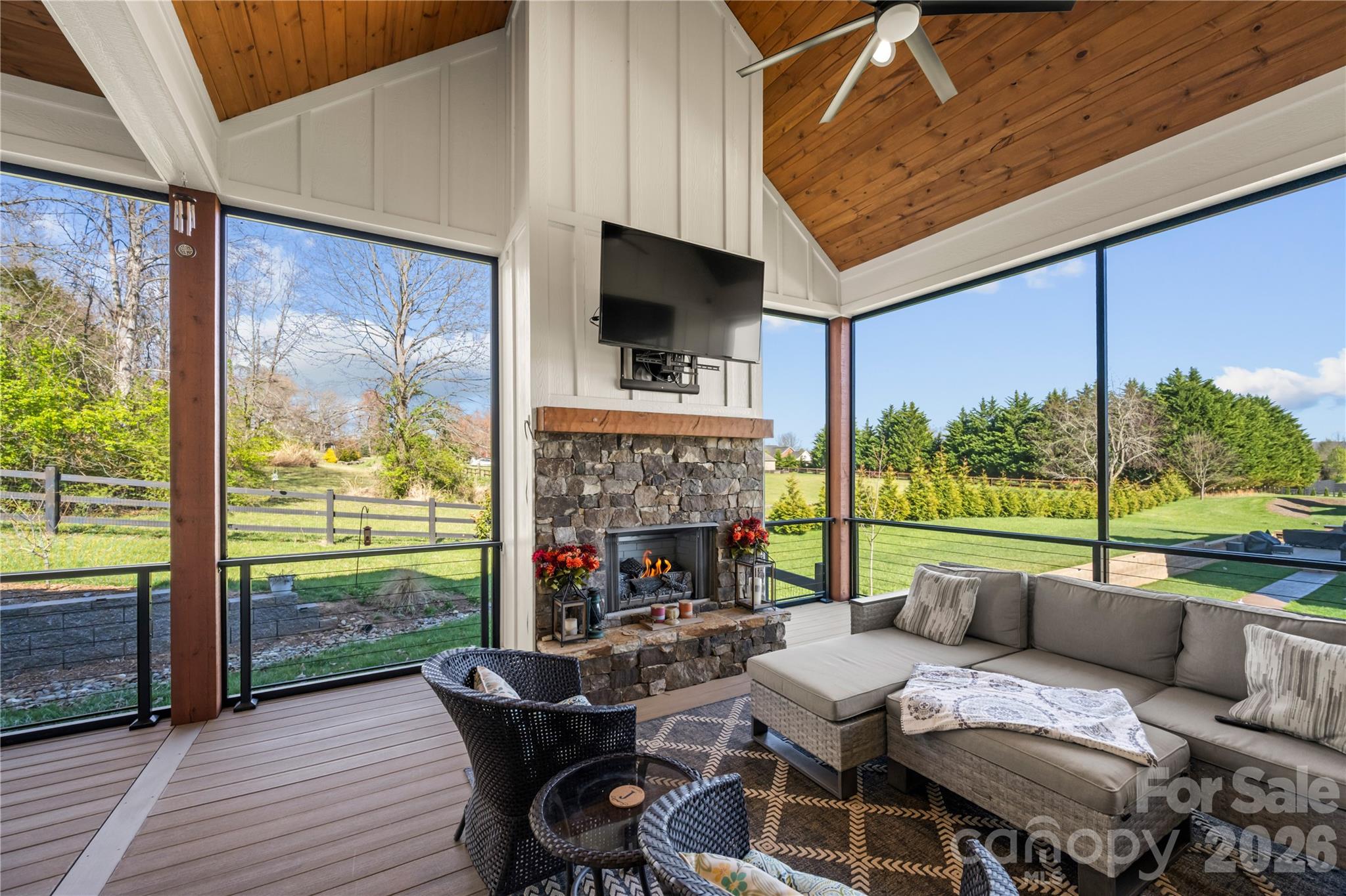 122 Wintercress Drive — Mills River