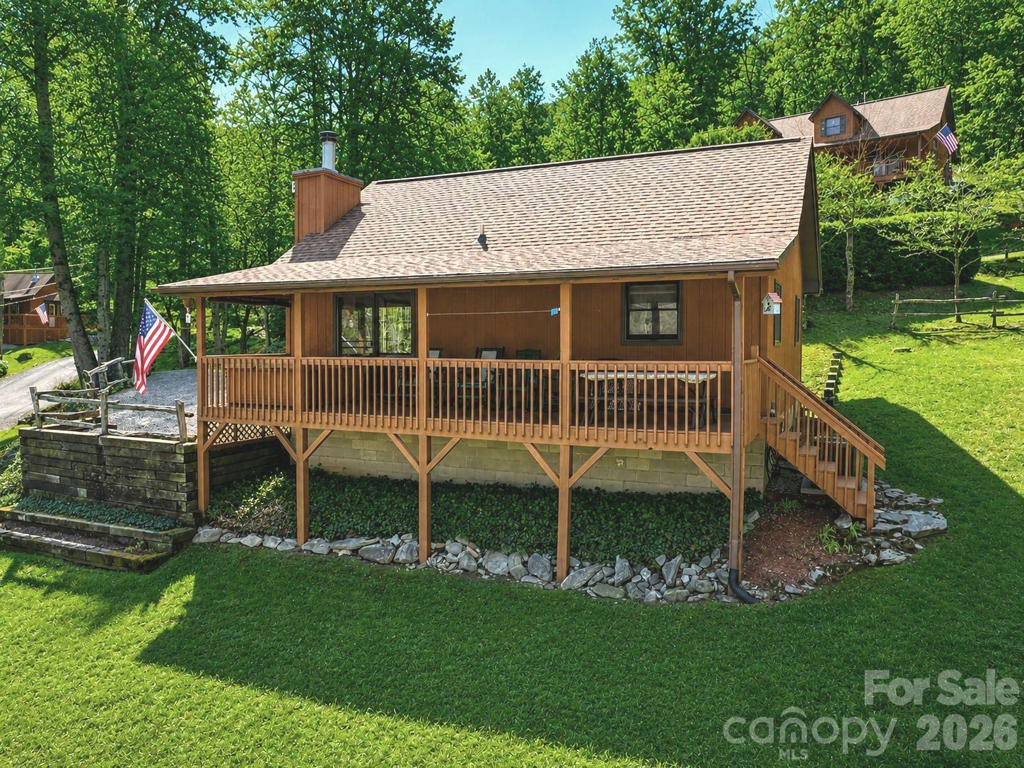 46 Stump Lane — Maggie Valley