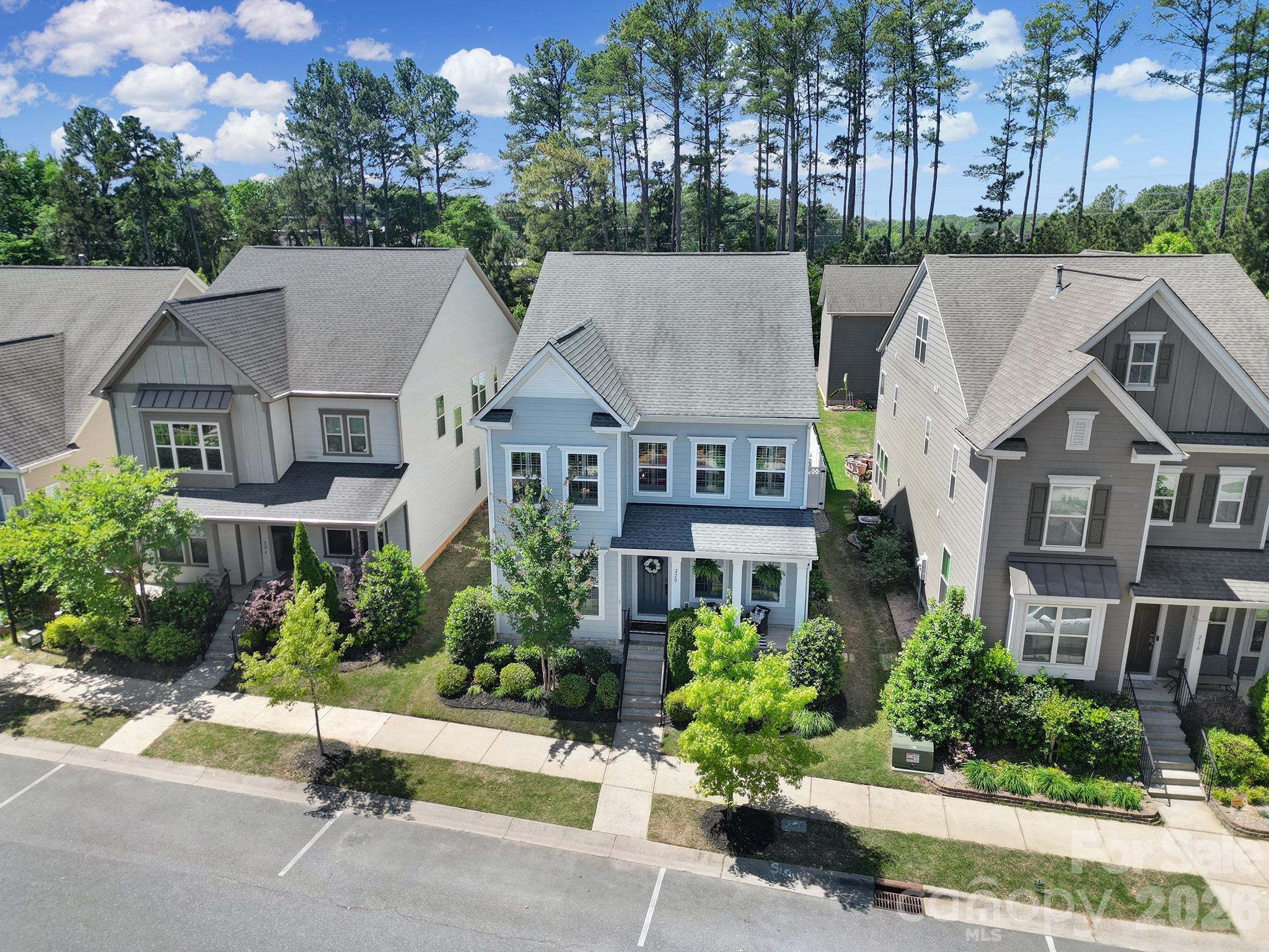 220 Helton Lane — Fort Mill