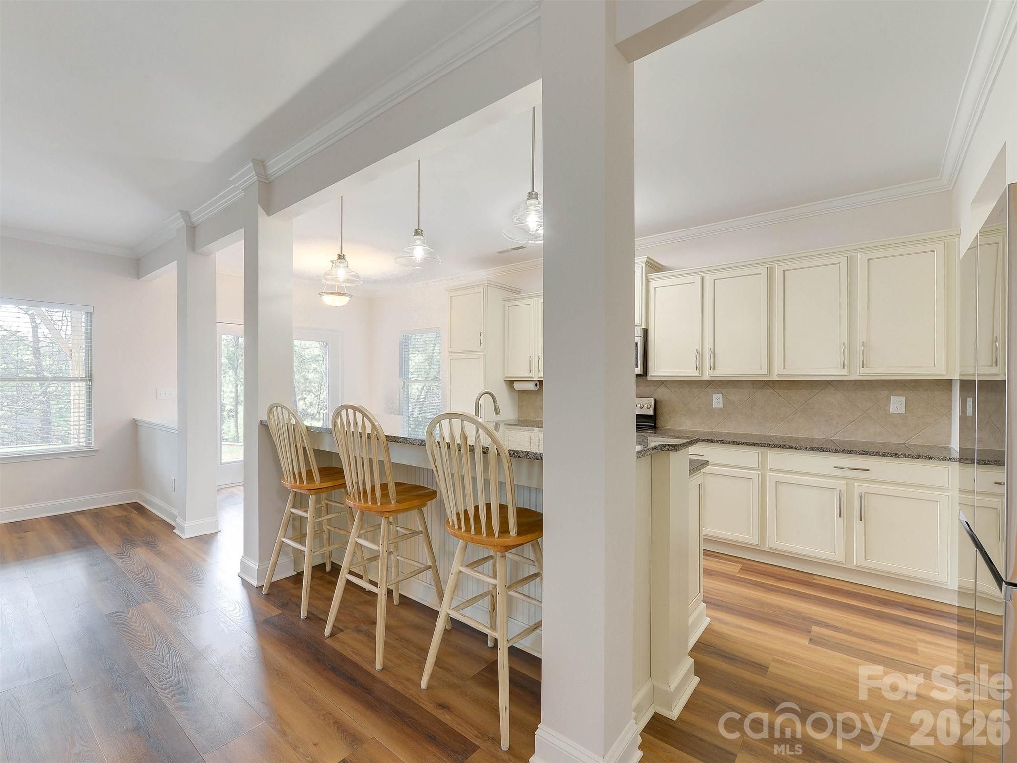 15229 Windward Lane — Lancaster