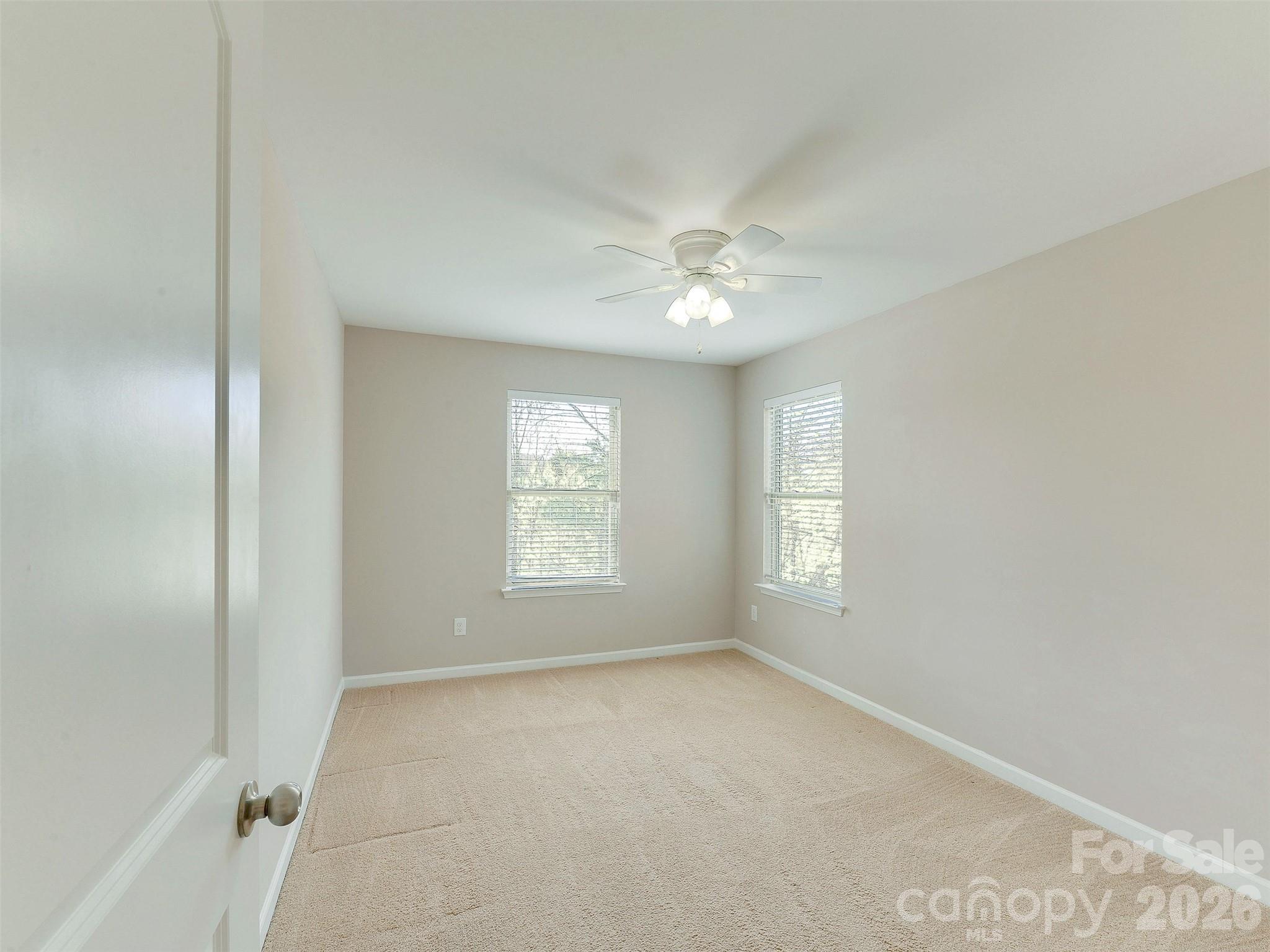 15229 Windward Lane — Lancaster