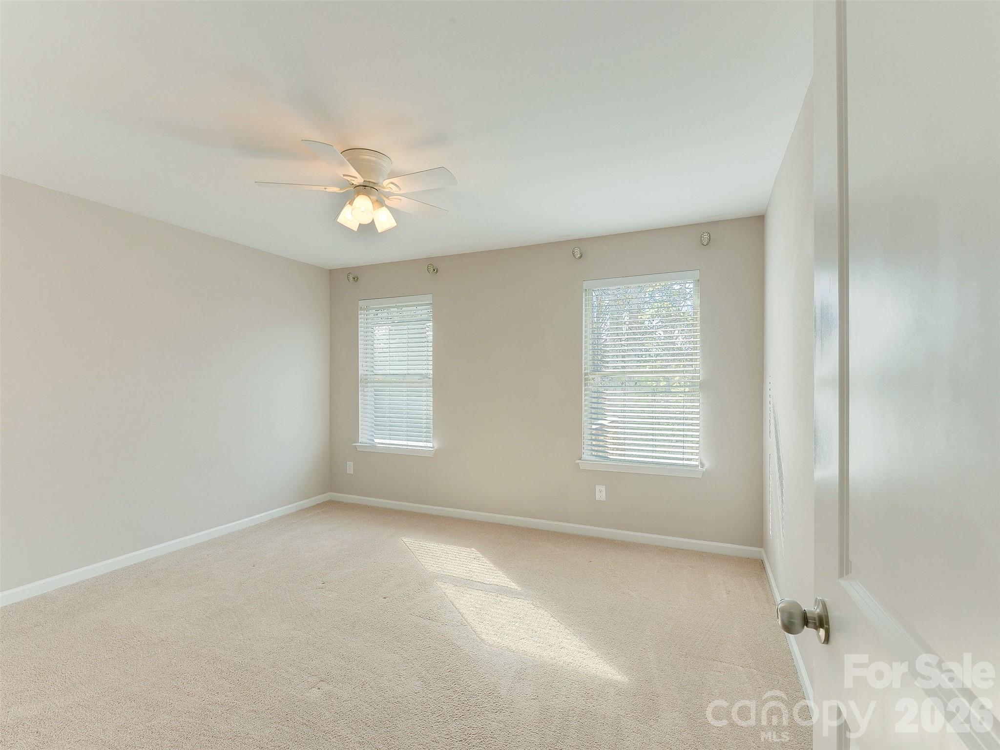 15229 Windward Lane — Lancaster