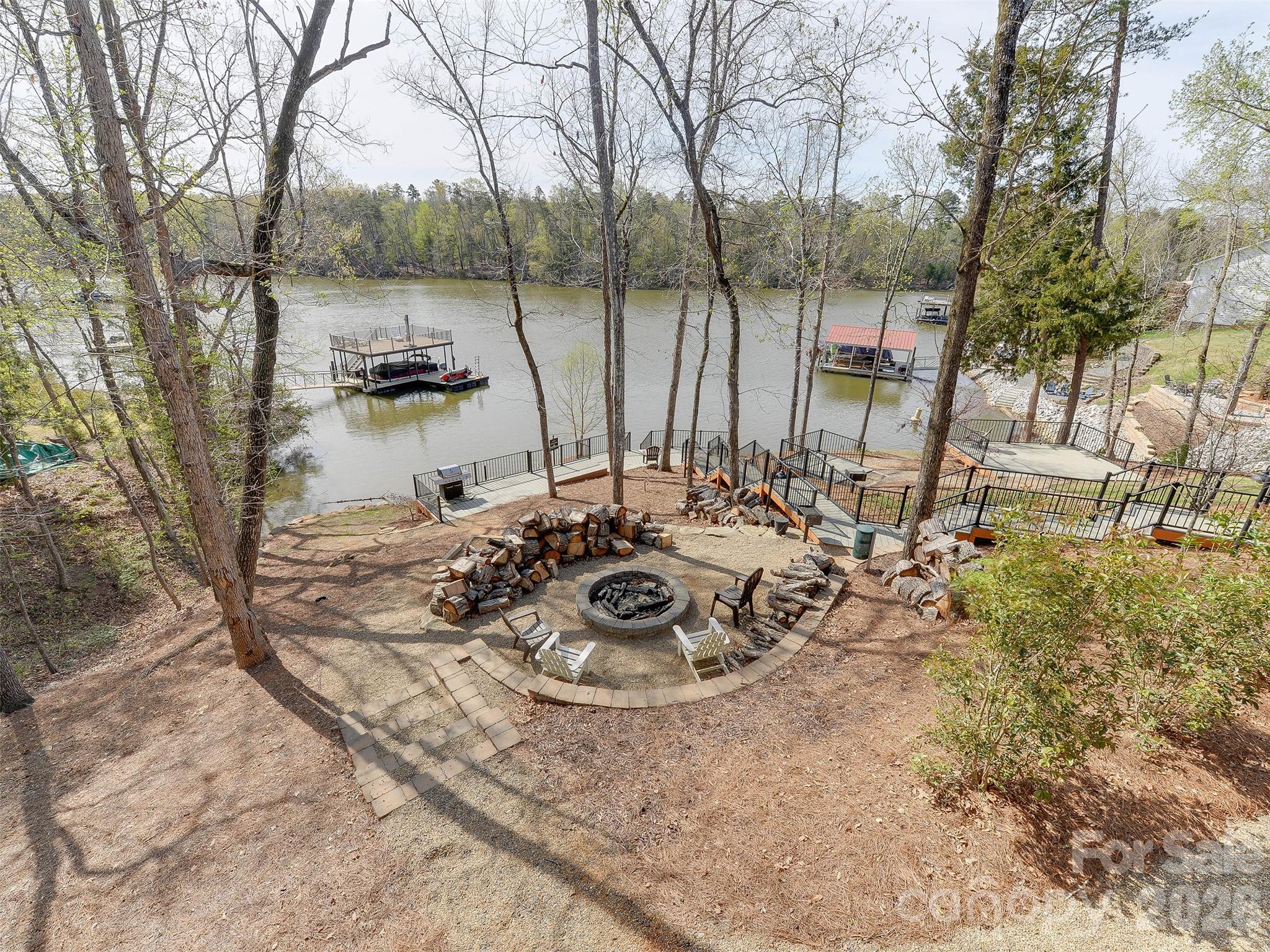 15229 Windward Lane — Lancaster