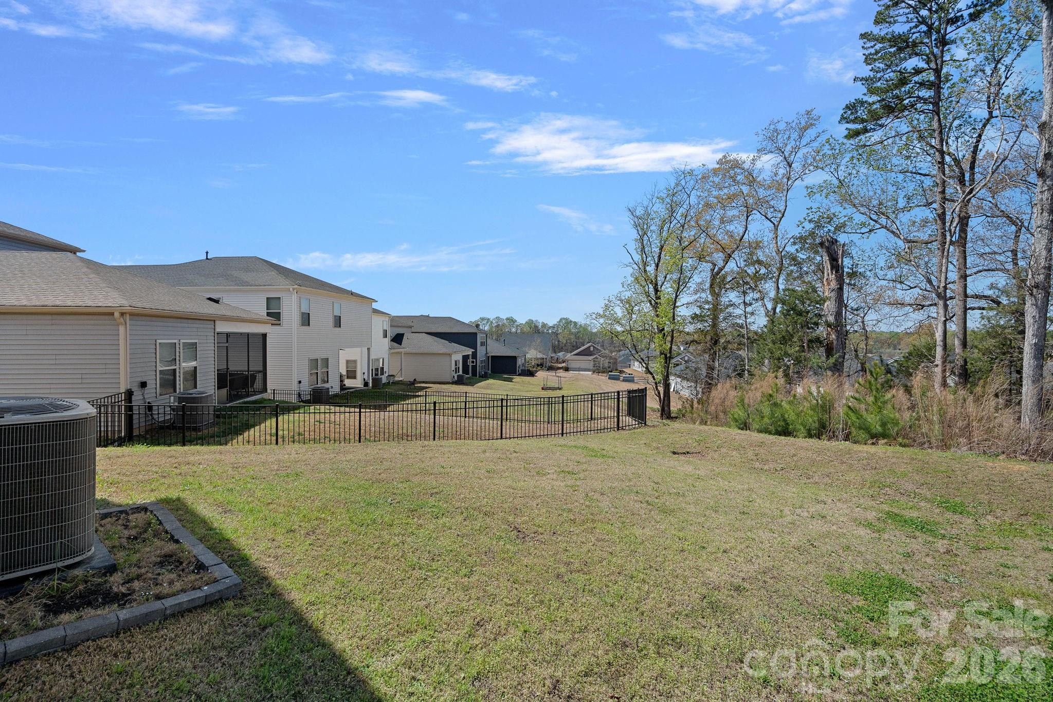 11935 Red Leaf Drive — Charlotte