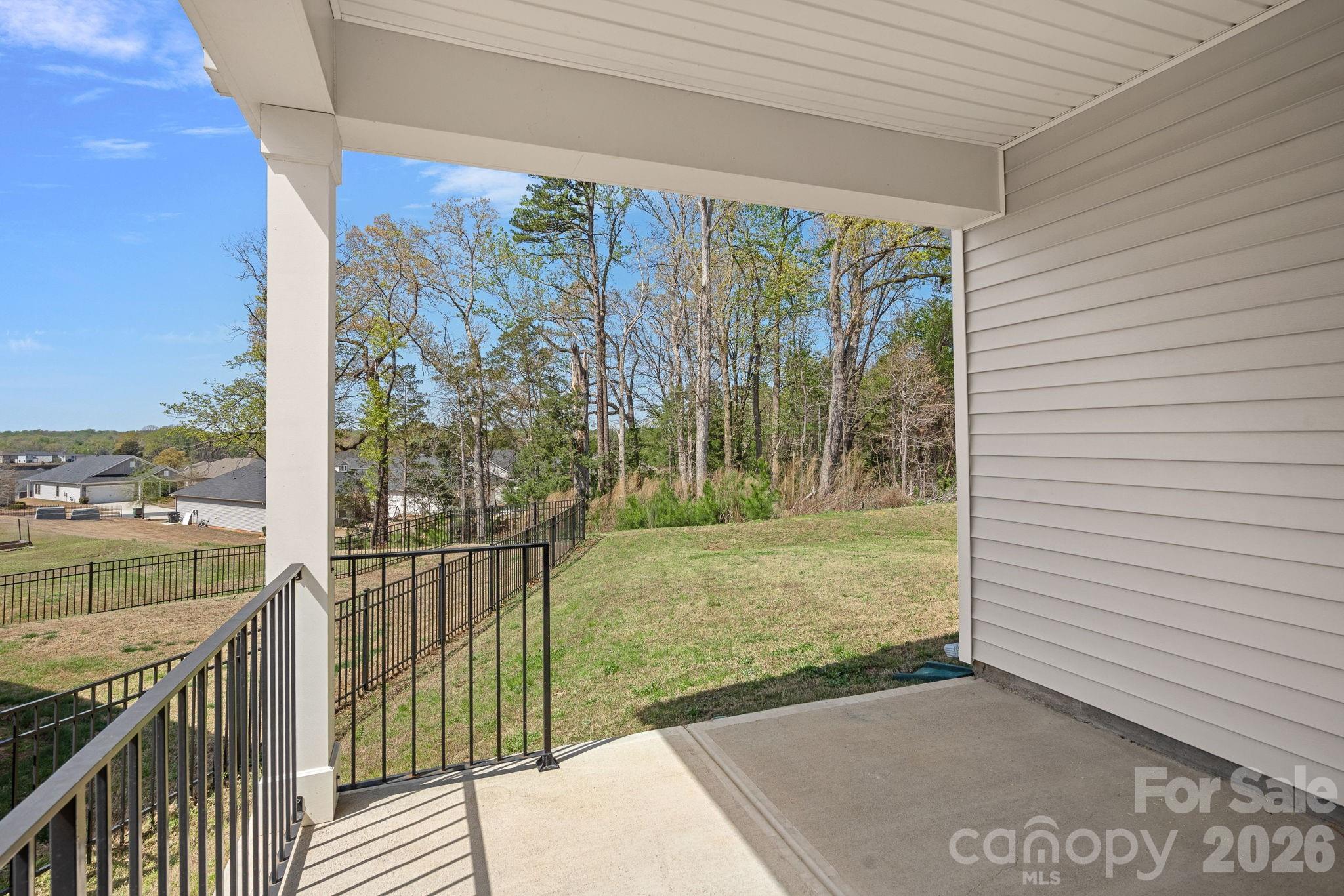 11935 Red Leaf Drive — Charlotte