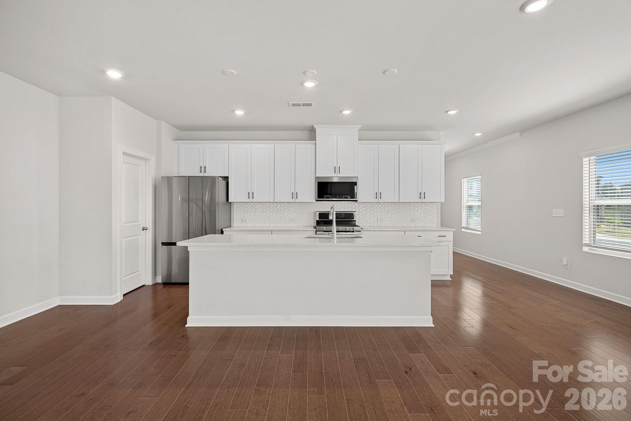 11935 Red Leaf Drive — Charlotte