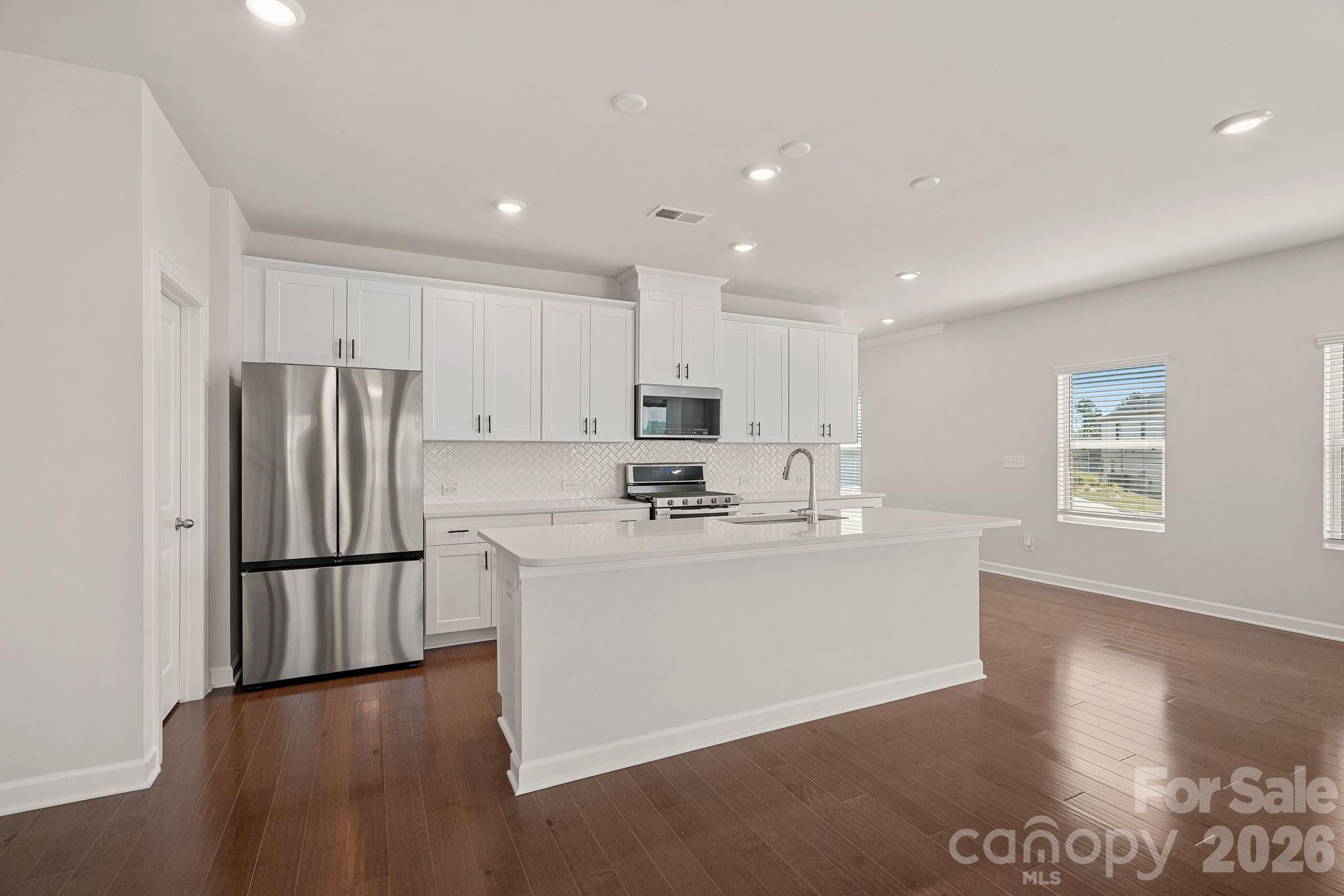 11935 Red Leaf Drive — Charlotte
