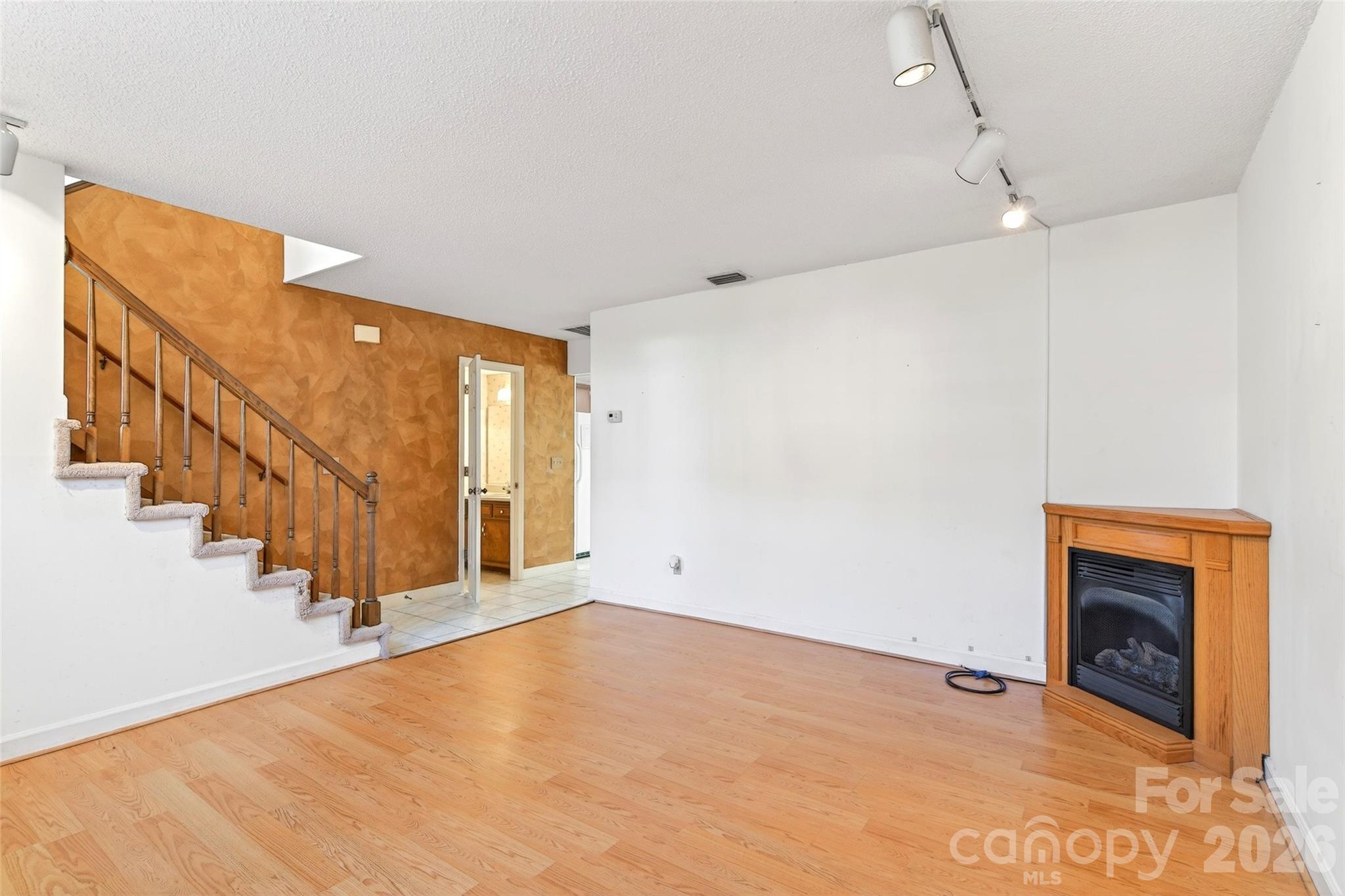 75 Laurelwood Drive #21/ 97 — Marion