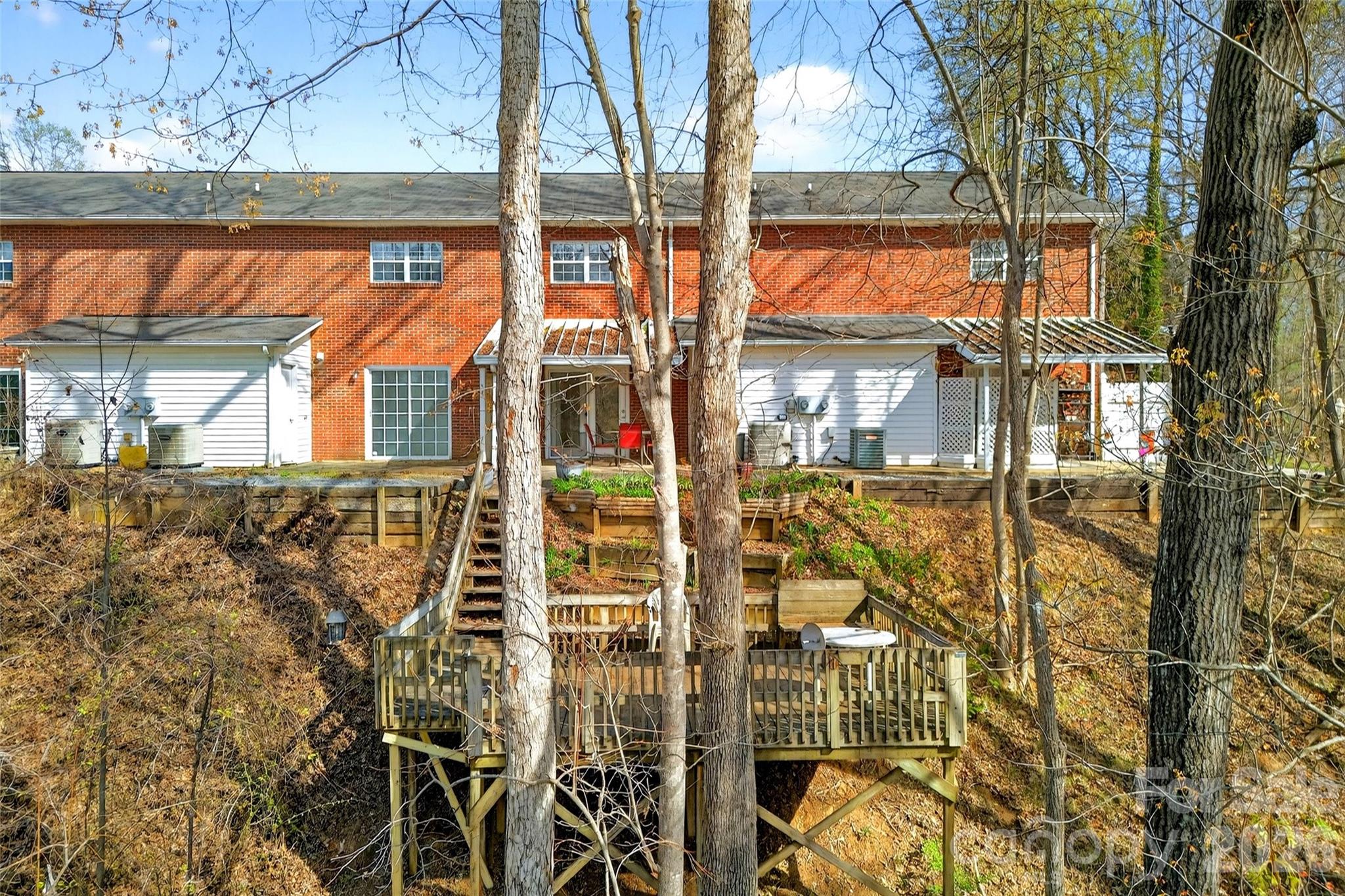 75 Laurelwood Drive #21/ 97 — Marion