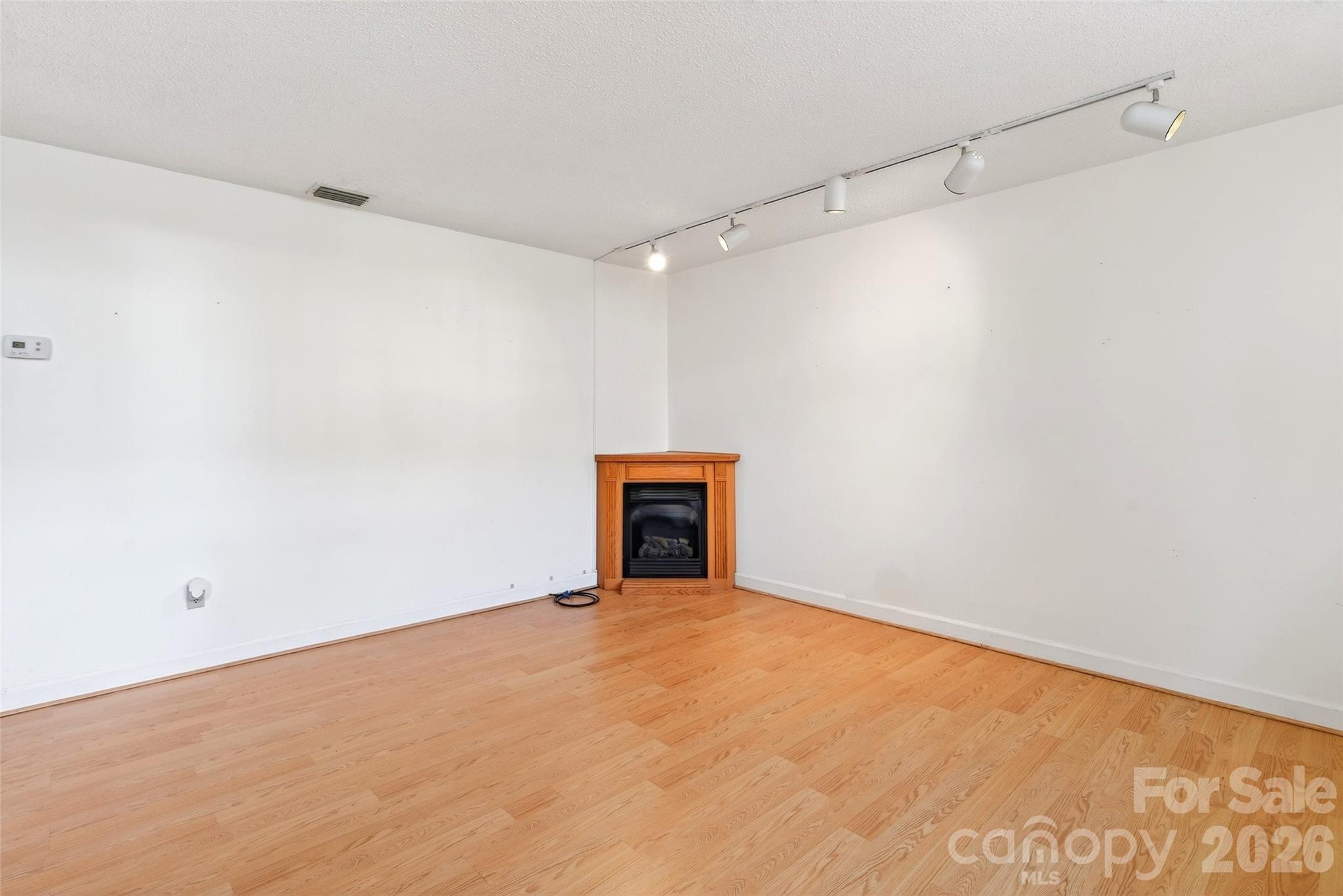 75 Laurelwood Drive #21/ 97 — Marion