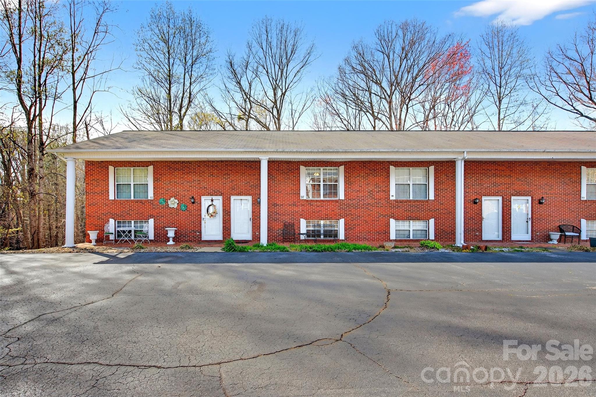 75 Laurelwood Drive #21/ 97 — Marion