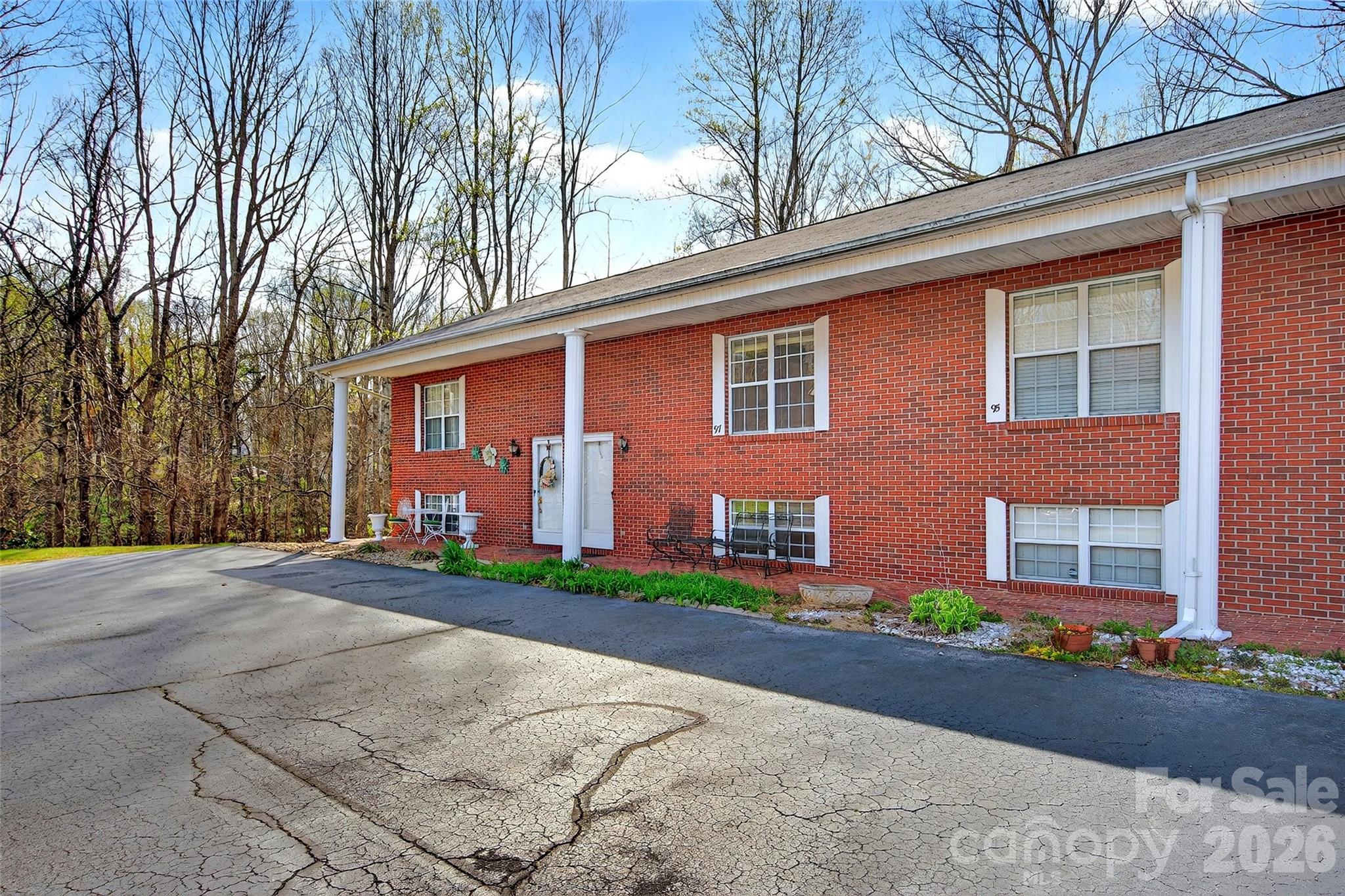 75 Laurelwood Drive #21/ 97 — Marion