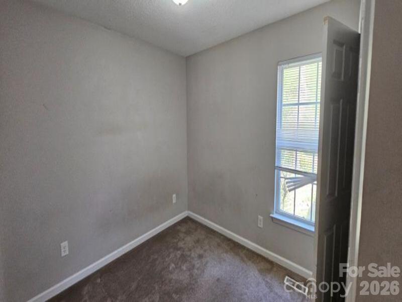 615 Flicker Street — Concord