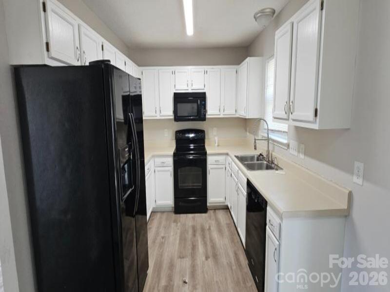 615 Flicker Street — Concord