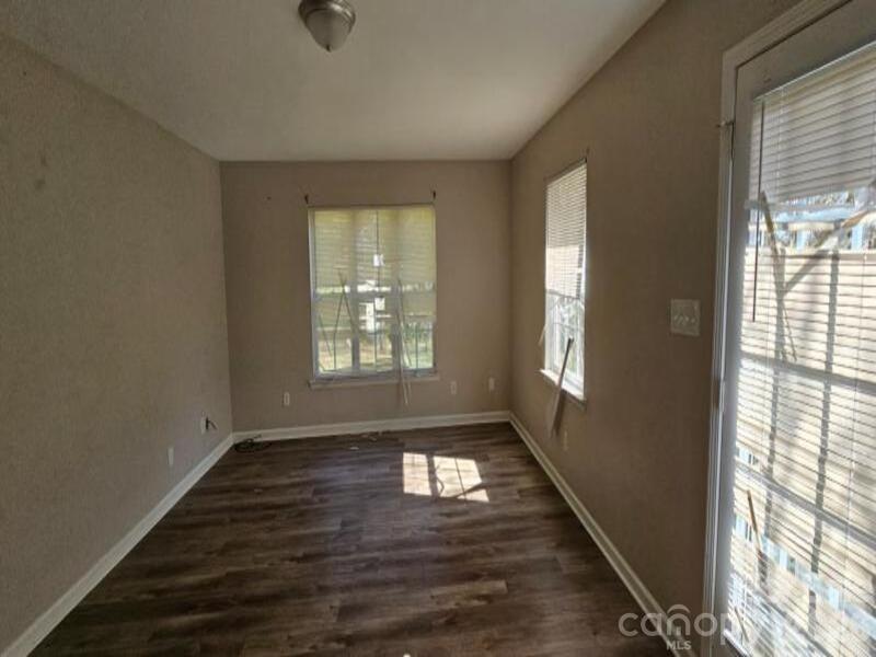 615 Flicker Street — Concord