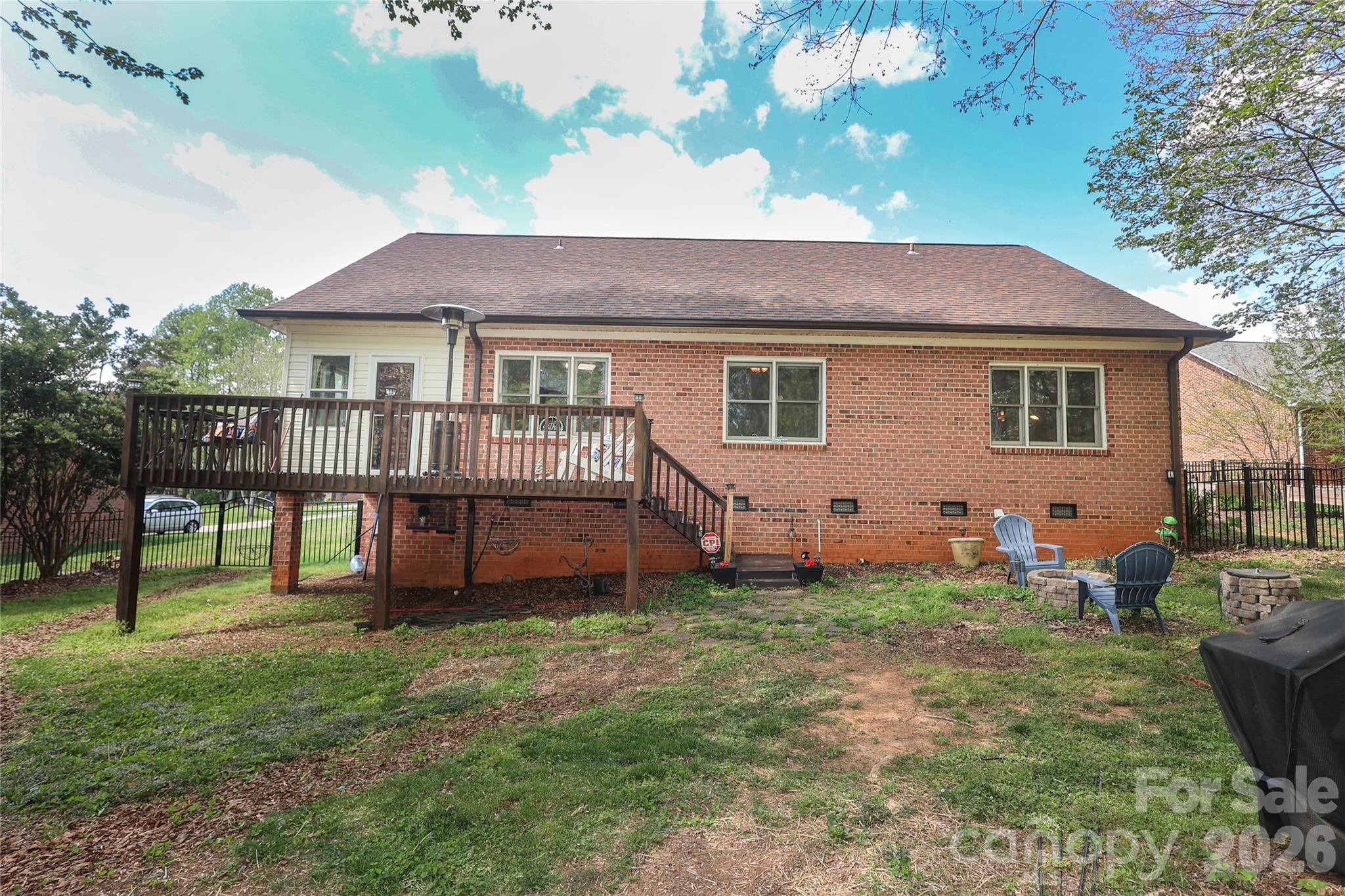 7982 King Arthurs Court — Denver