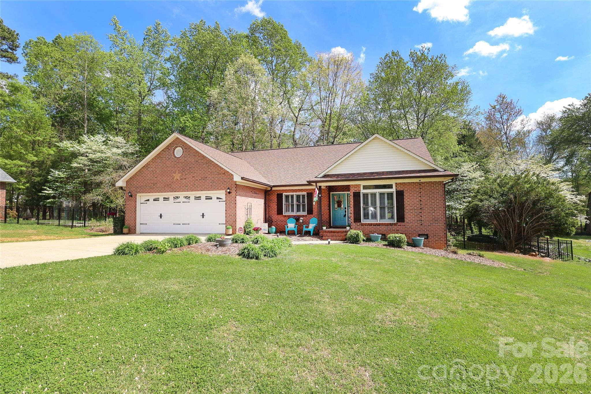 7982 King Arthurs Court — Denver