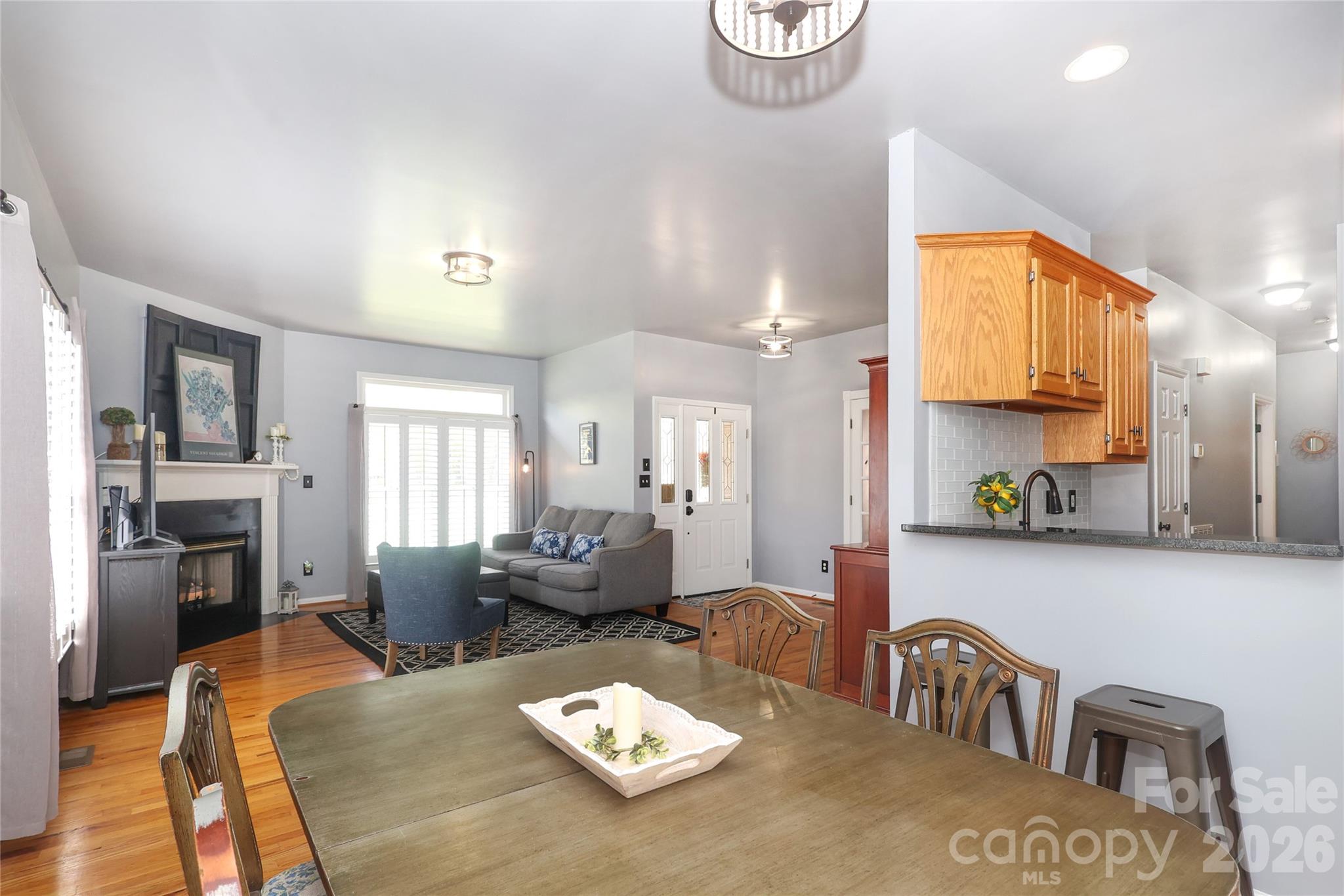 7982 King Arthurs Court — Denver