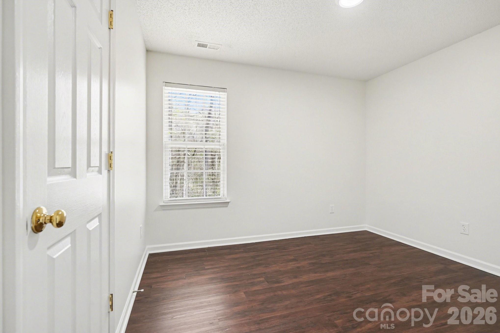6308 Dumont Lane — Charlotte
