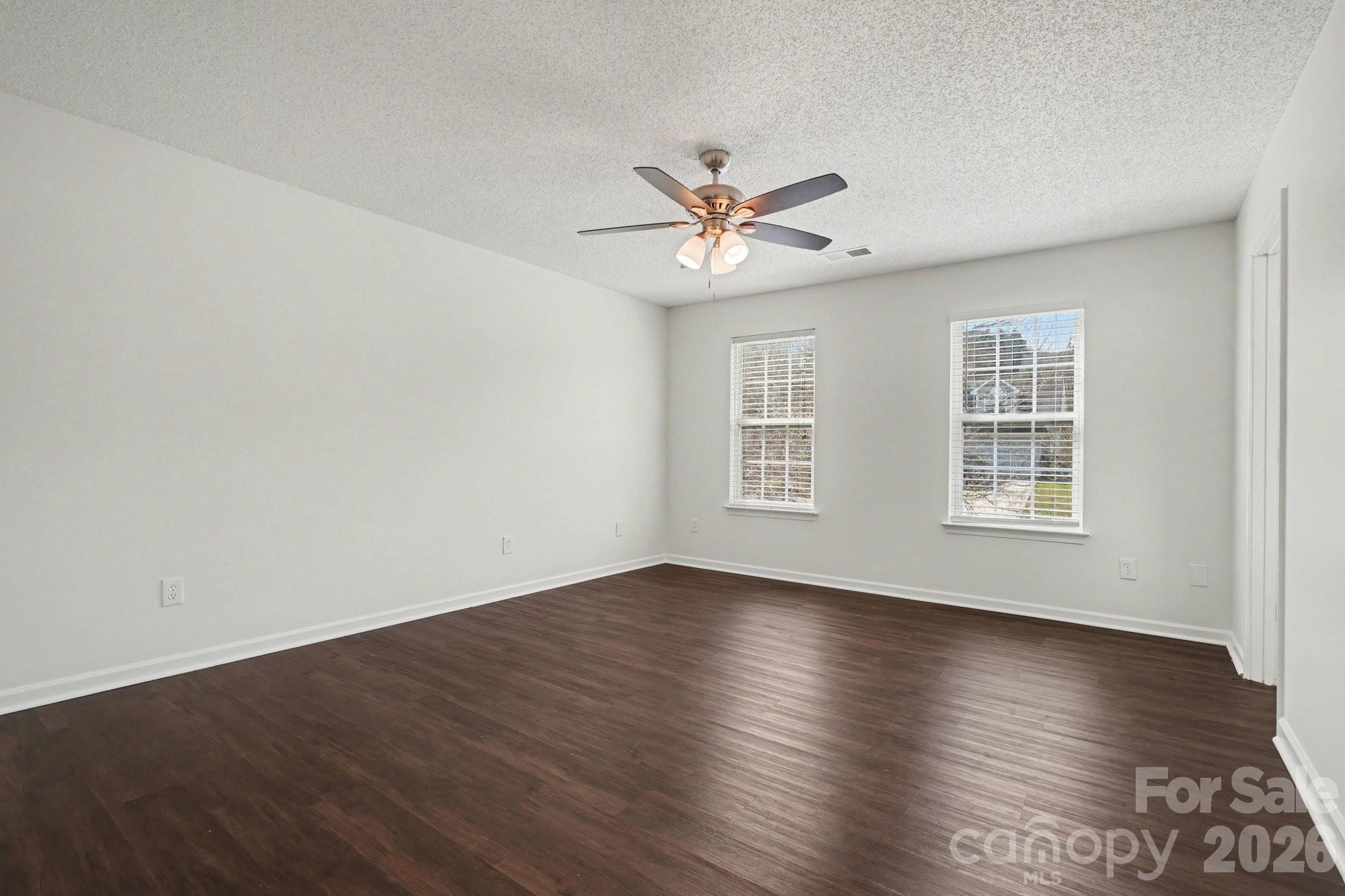 6308 Dumont Lane — Charlotte