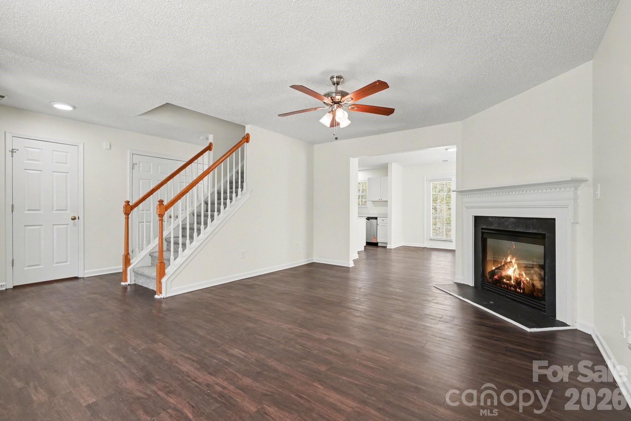 6308 Dumont Lane — Charlotte