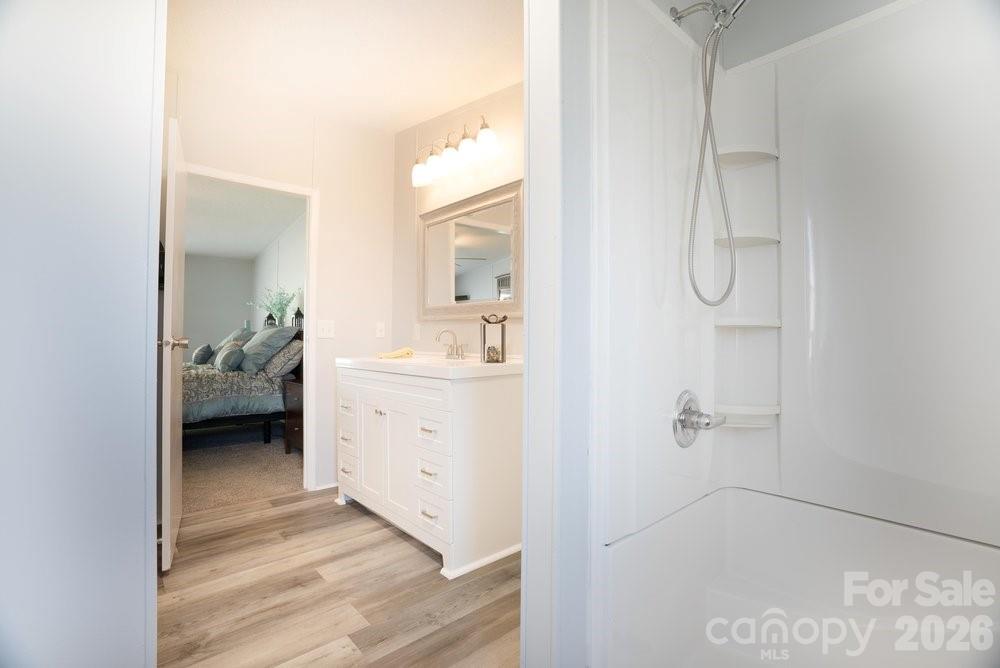 889 Tabor Road — Olin
