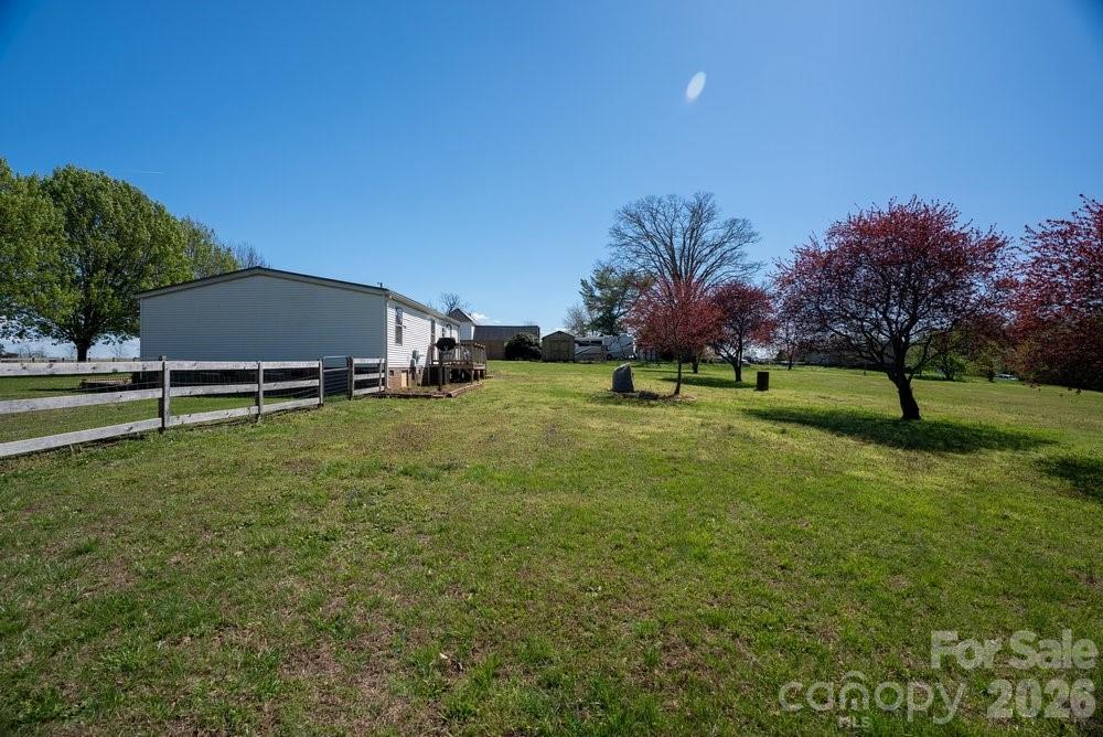 889 Tabor Road — Olin