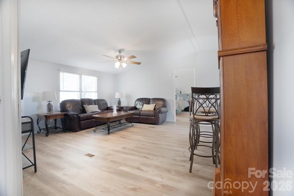 889 Tabor Road — Olin