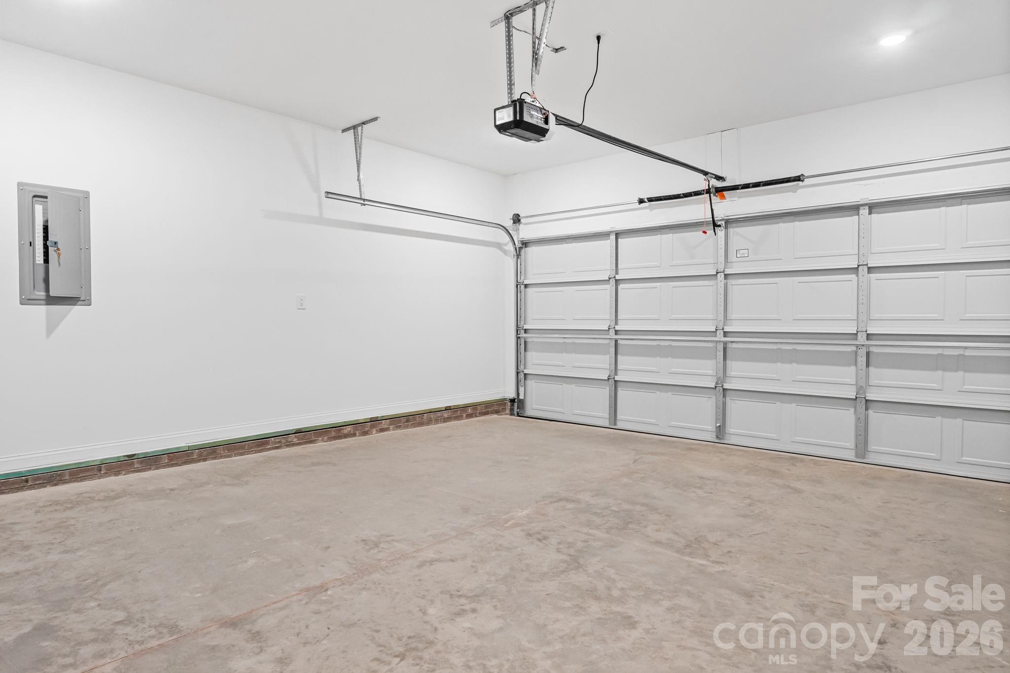 2123 Woodhurst Lane — Albemarle