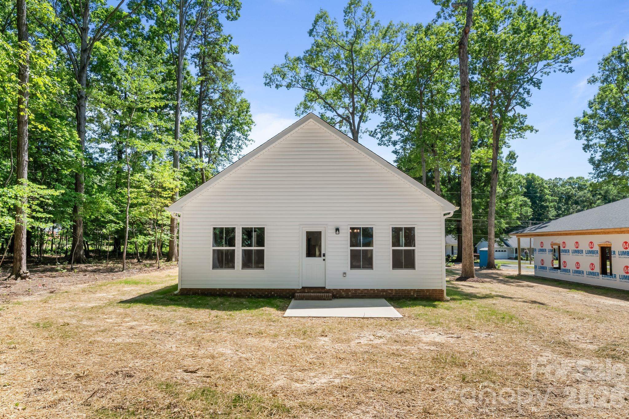 2123 Woodhurst Lane — Albemarle