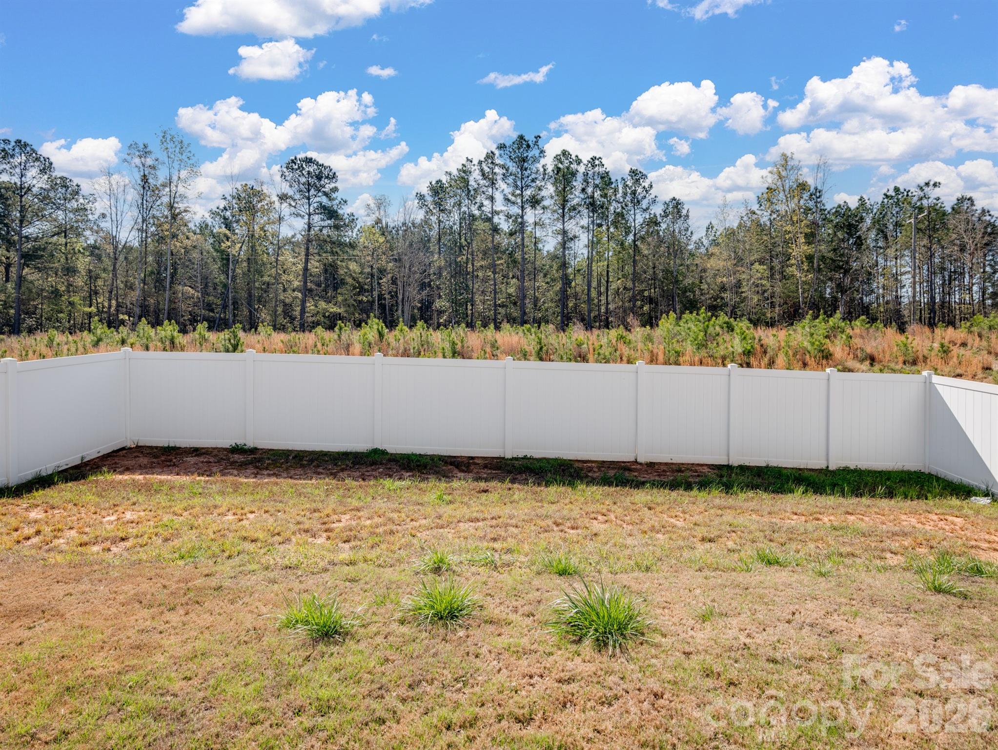 662 E Lamorak Place E — Richburg