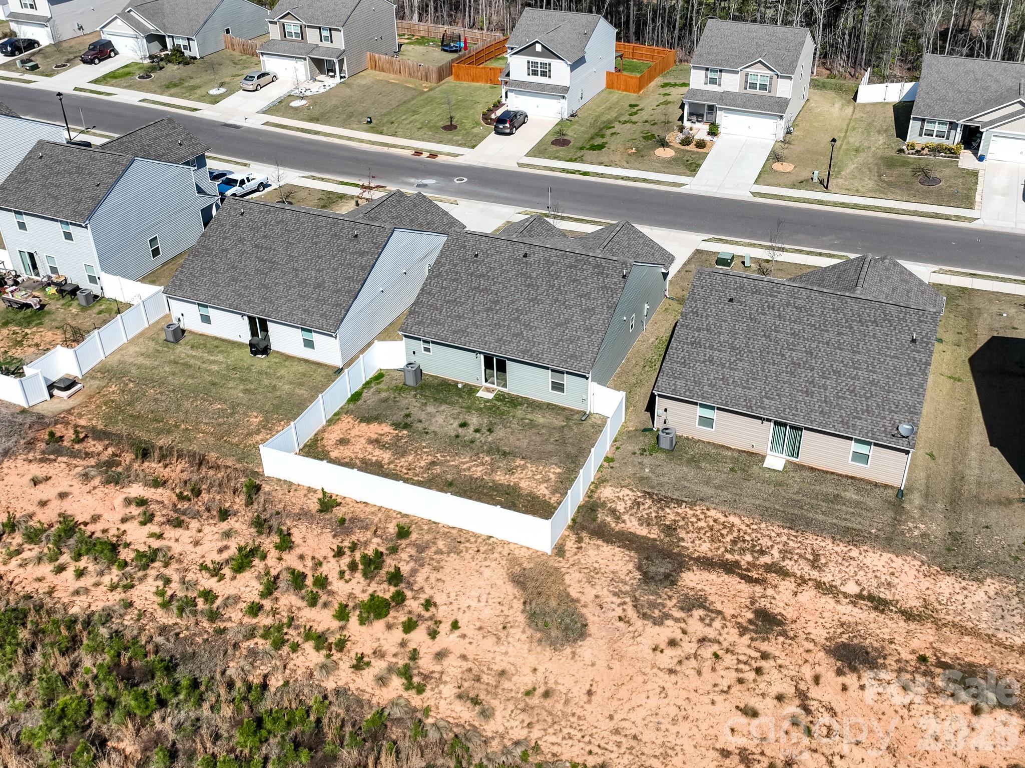 662 E Lamorak Place E — Richburg