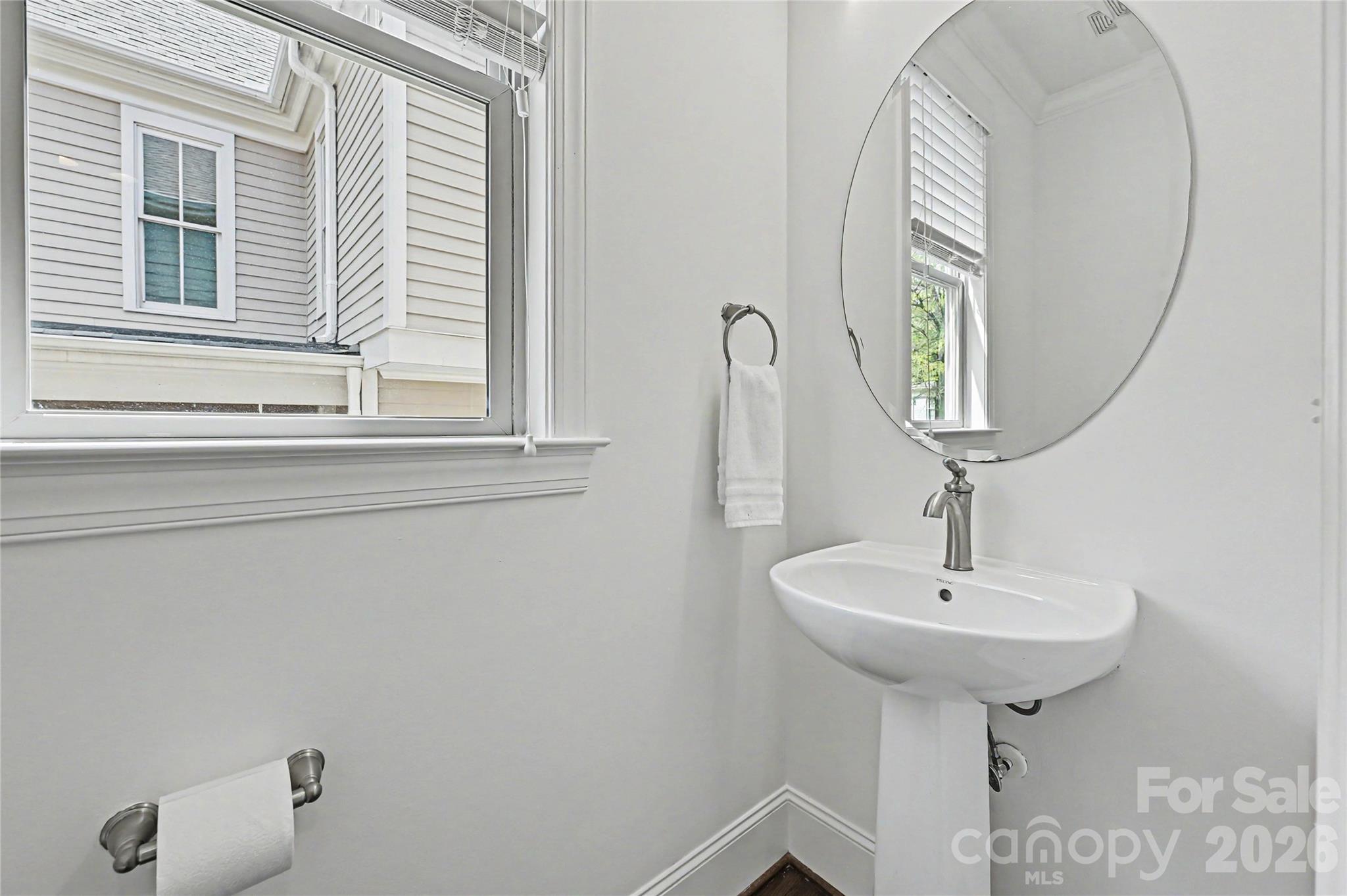 1102 Yale Place — Charlotte