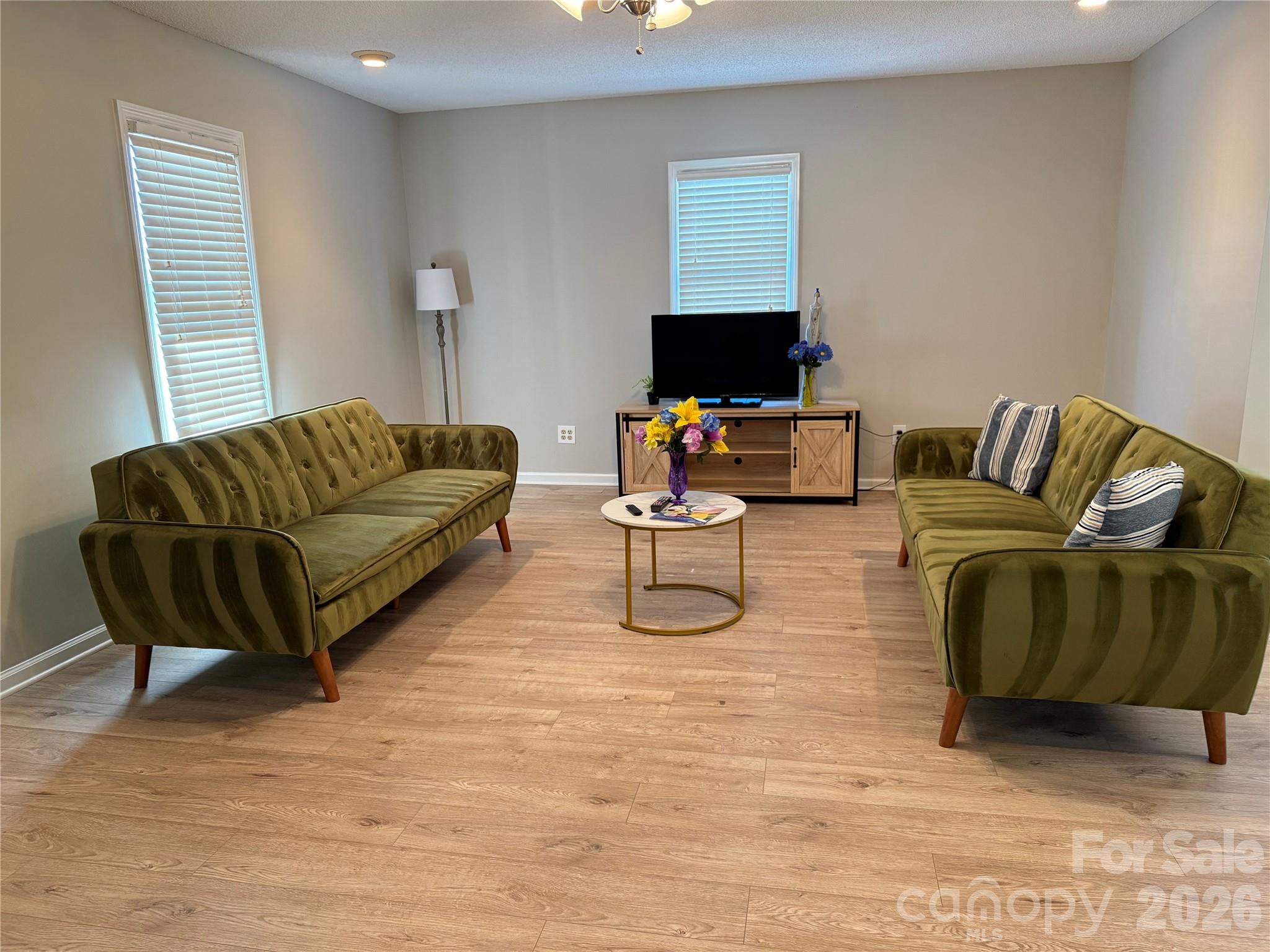 240 Nixon Road — Belmont
