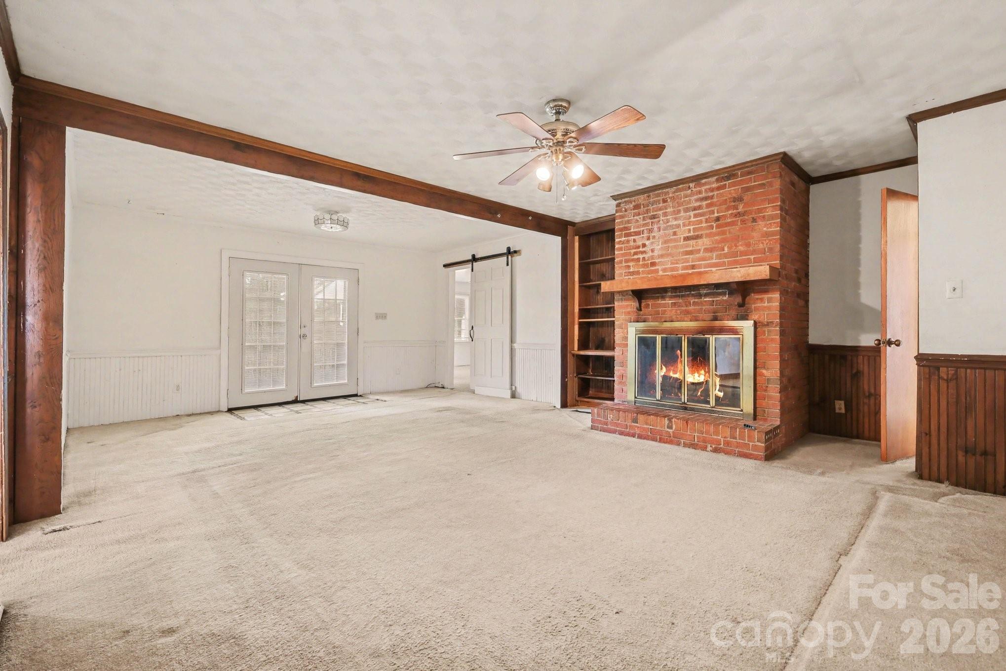 2627 Scarlet Circle — Charlotte