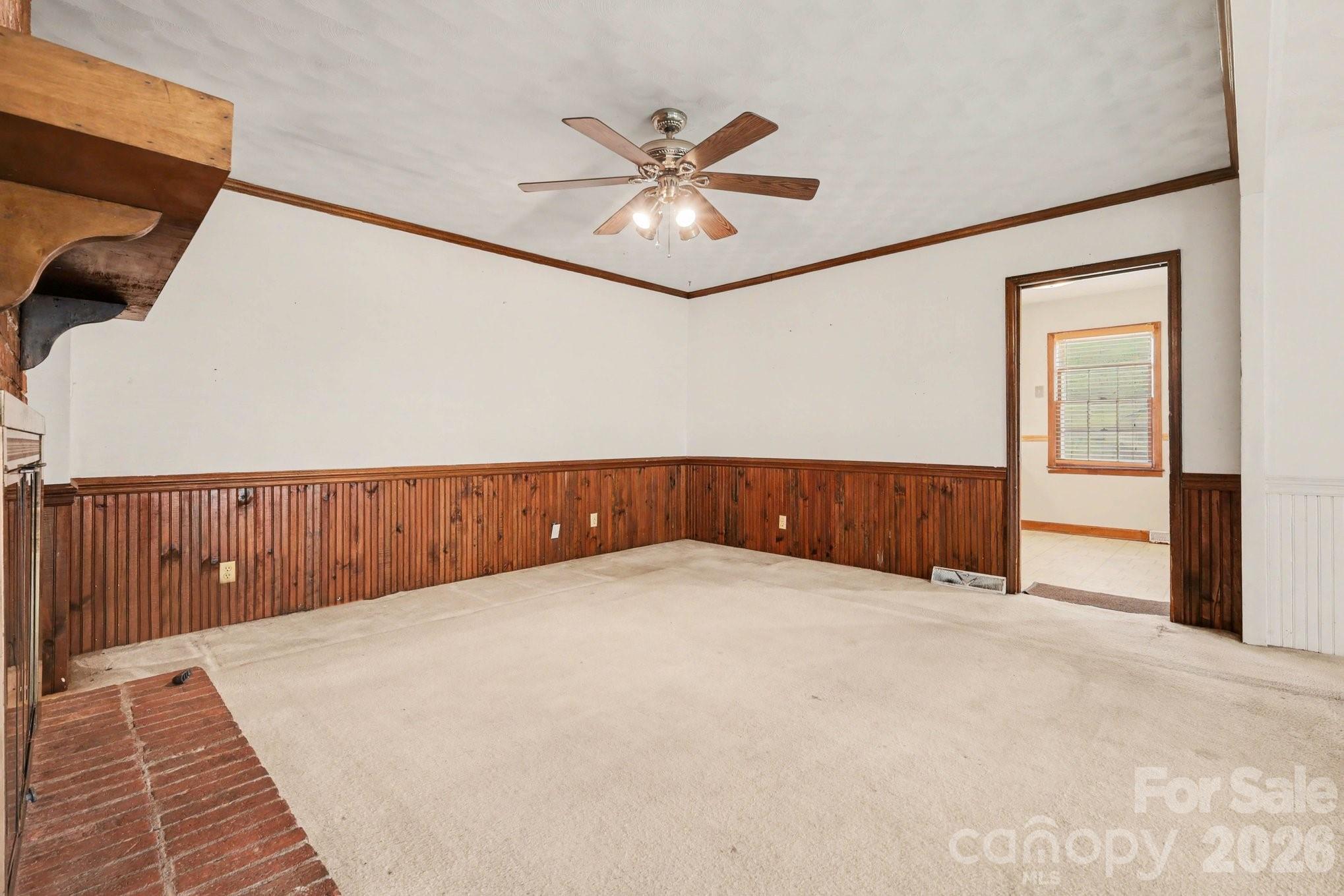 2627 Scarlet Circle — Charlotte