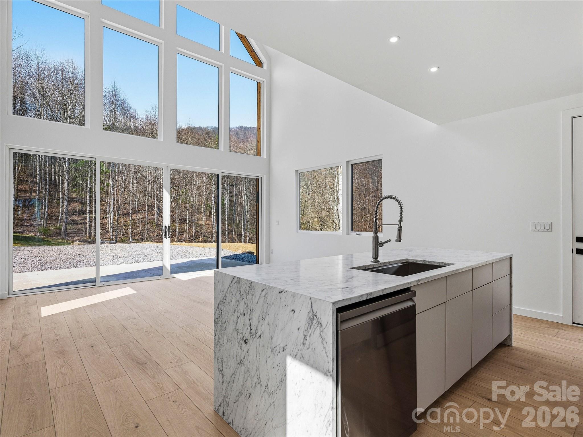 710 Kendal Drive — Leicester