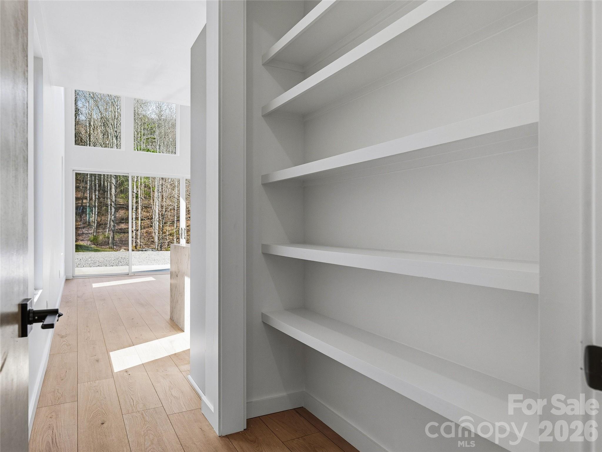 710 Kendal Drive — Leicester