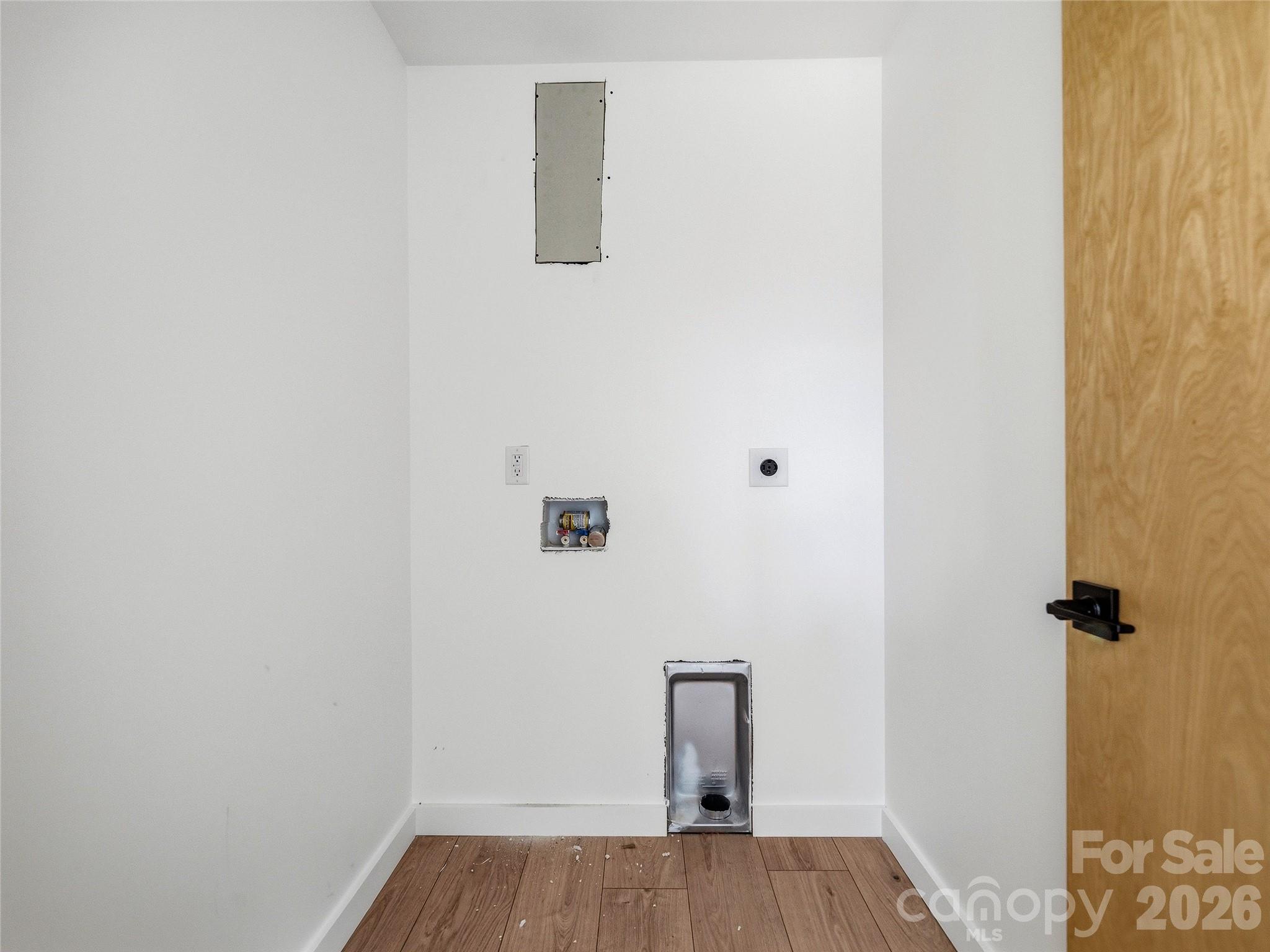 710 Kendal Drive — Leicester