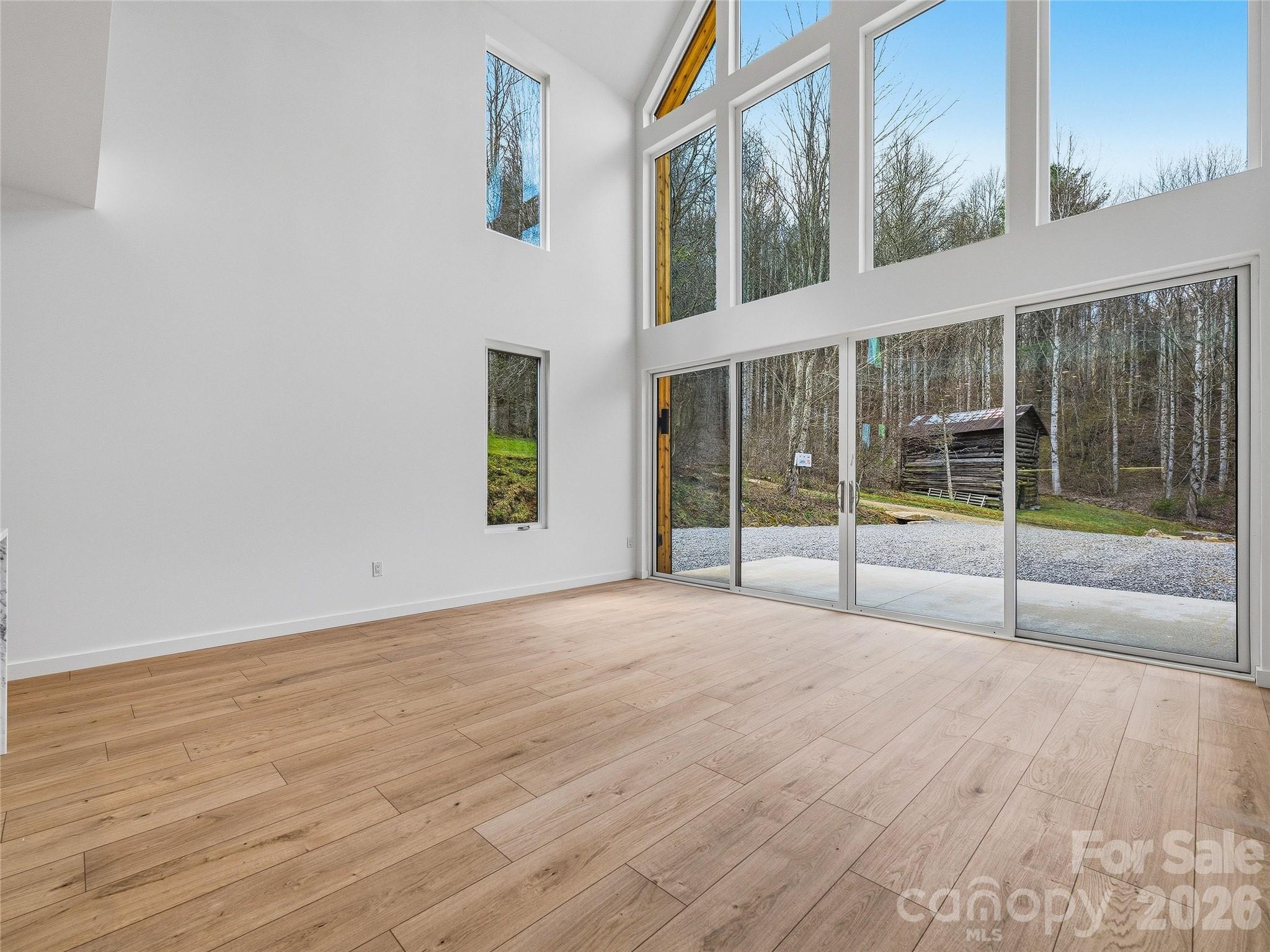 710 Kendal Drive — Leicester