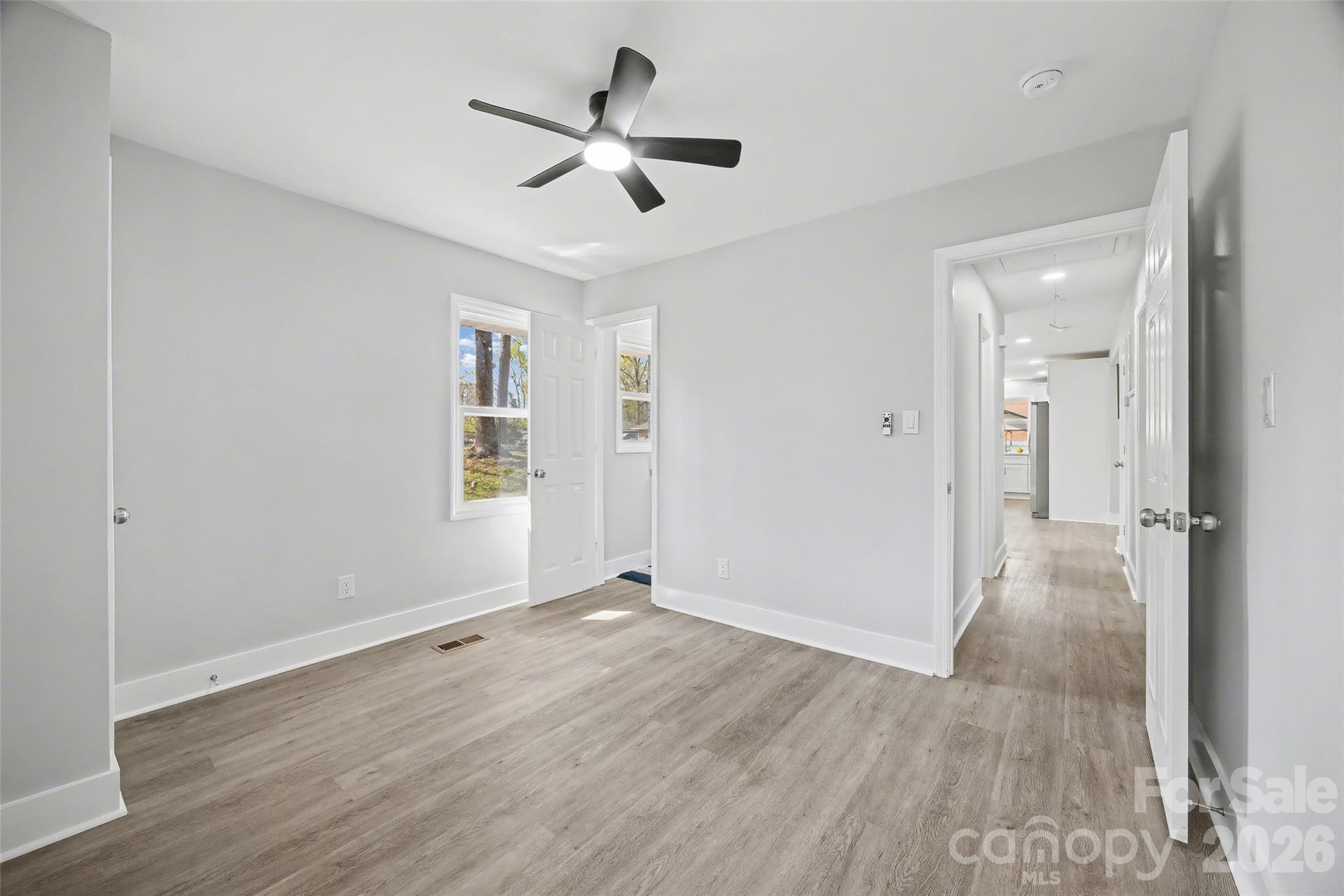 553 Derrydowne Drive — Charlotte