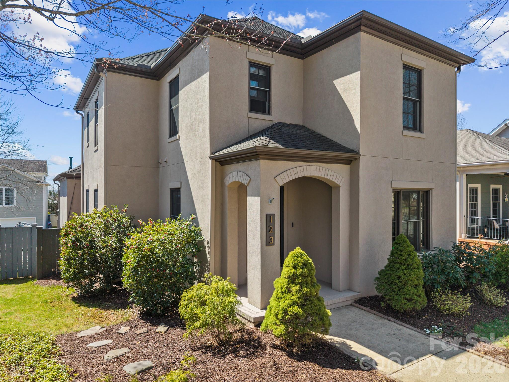 123 White Ash Drive E — Asheville