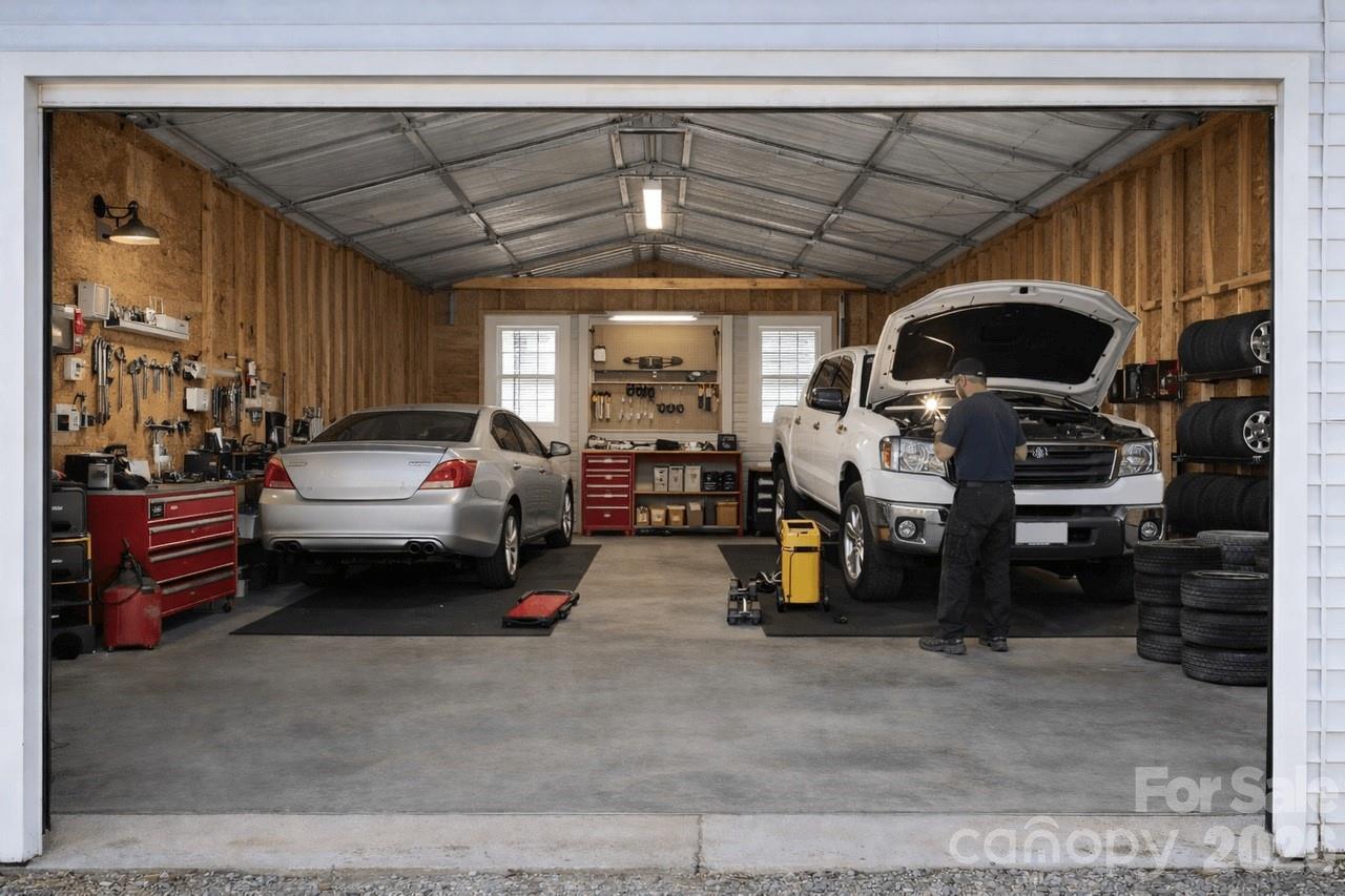 1307 Oakridge Farm Highway — Mooresville