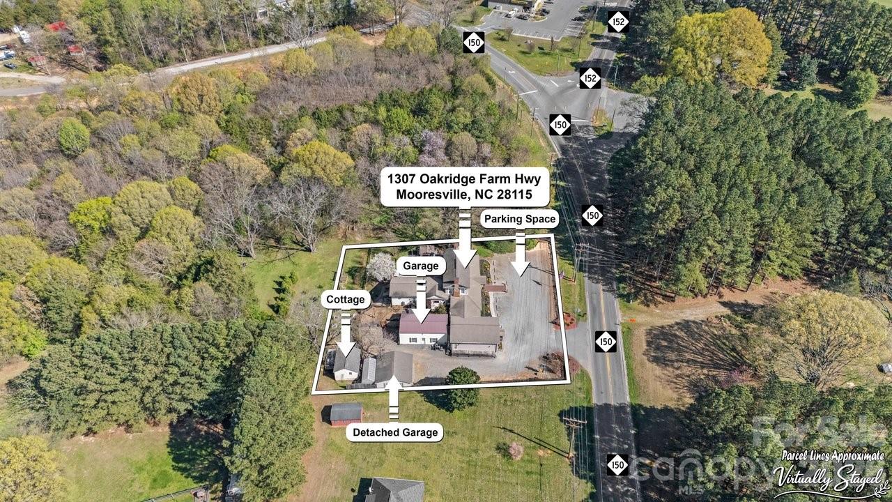 1307 Oakridge Farm Highway — Mooresville