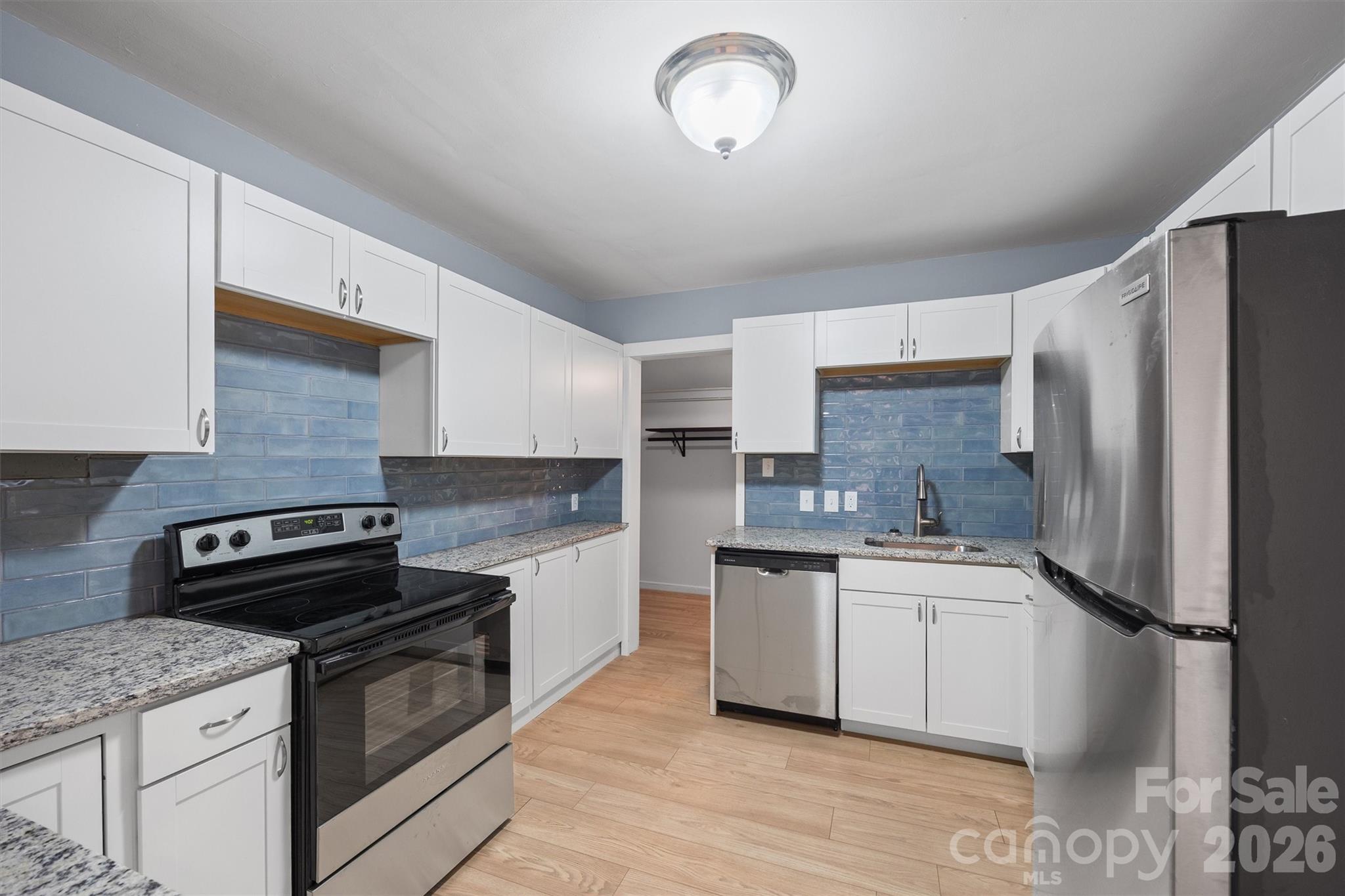 1616 Franandel Drive — Lancaster