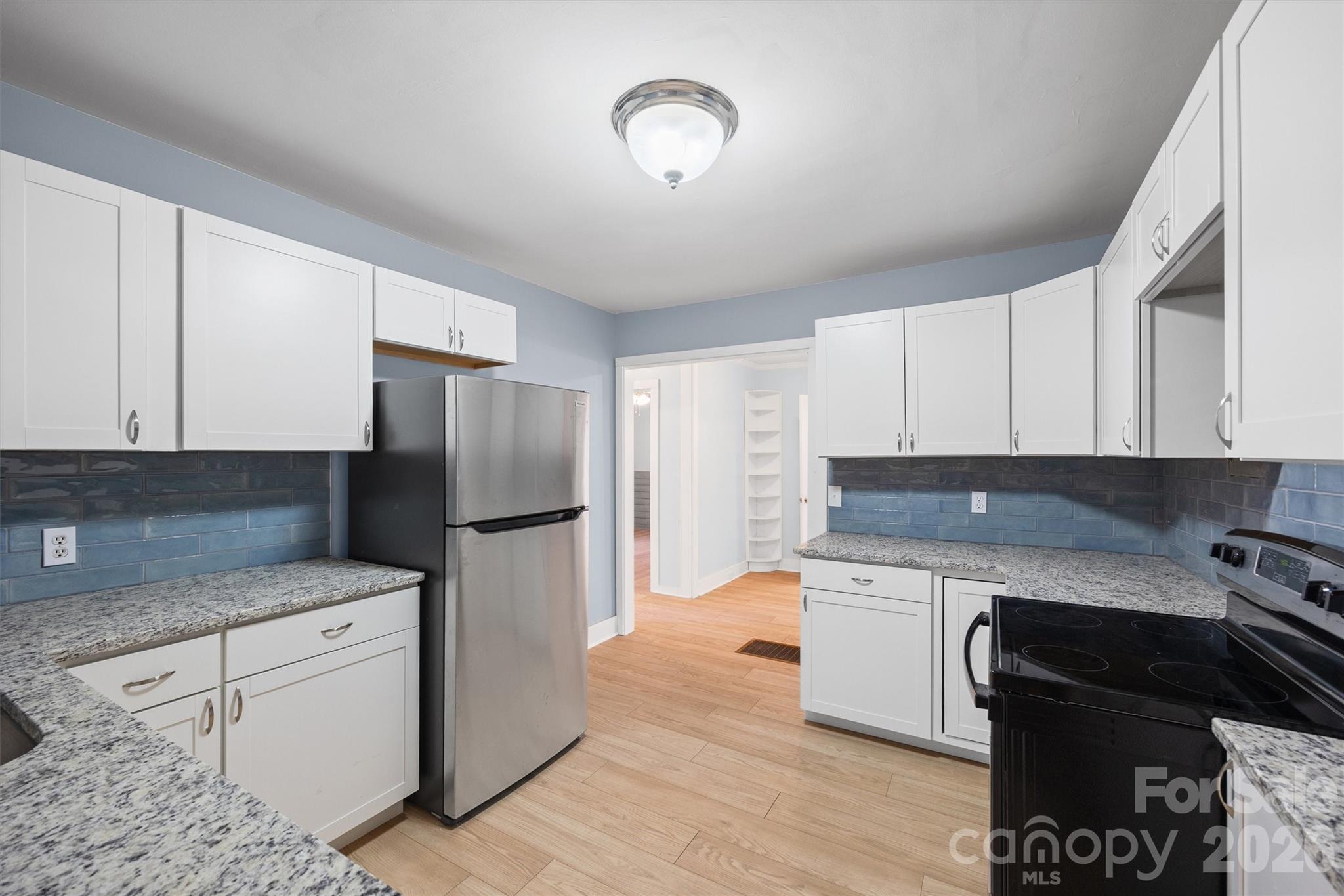 1616 Franandel Drive — Lancaster