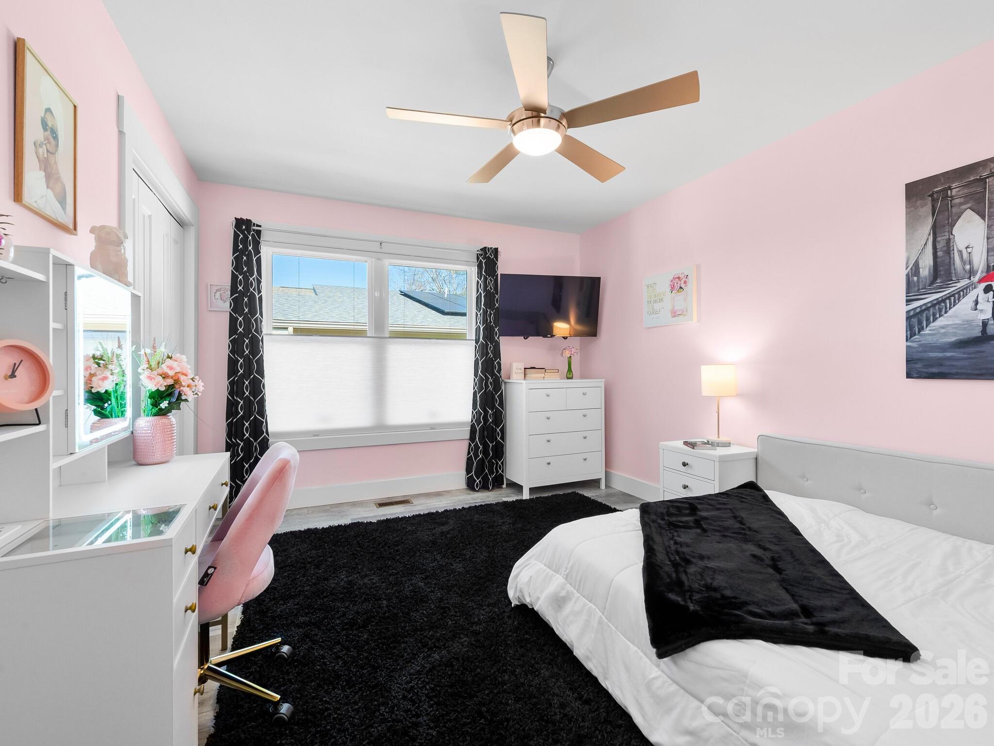 482 Booker Street — Asheville