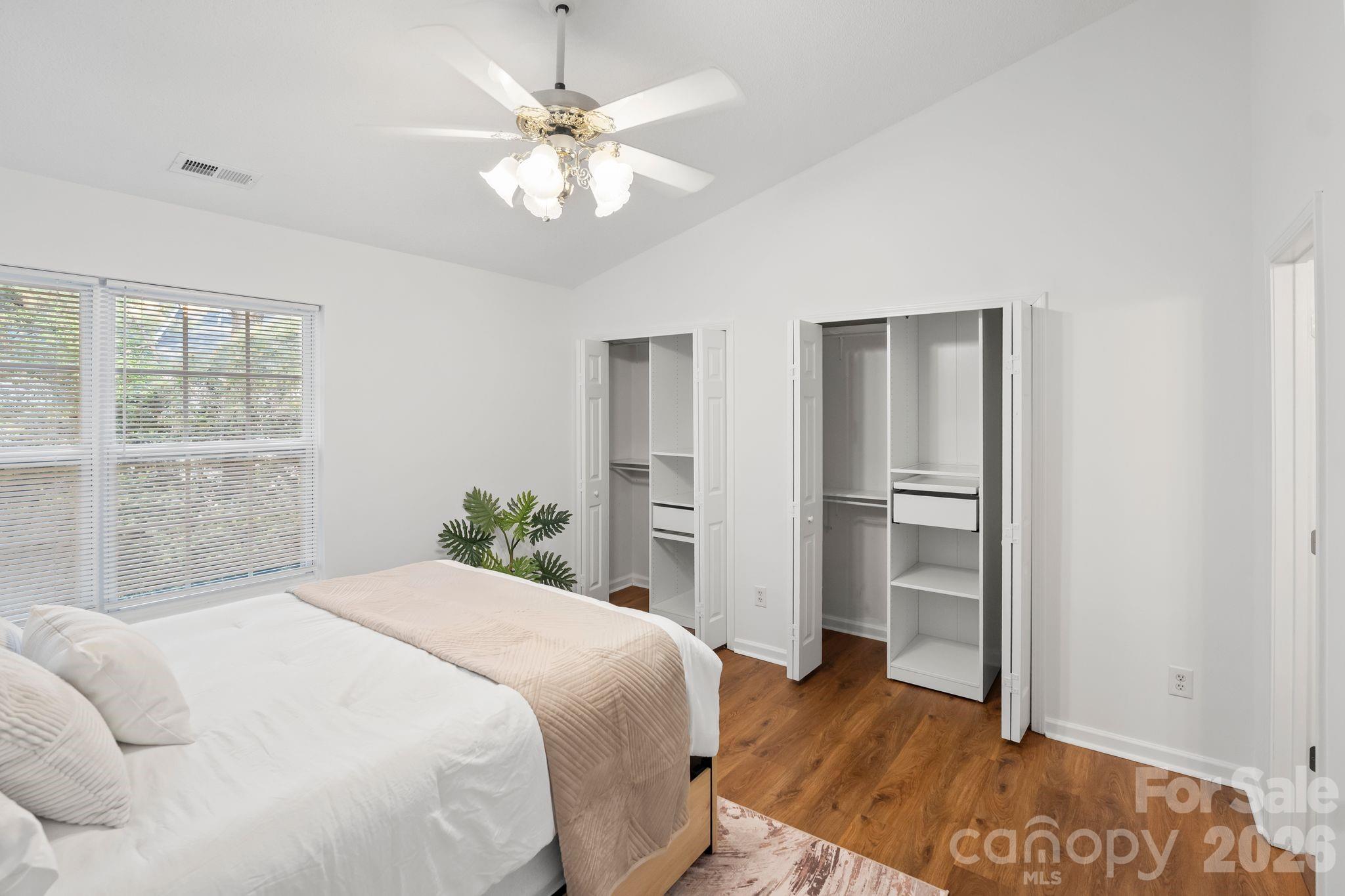 12318 Hennigan Place Lane — Charlotte