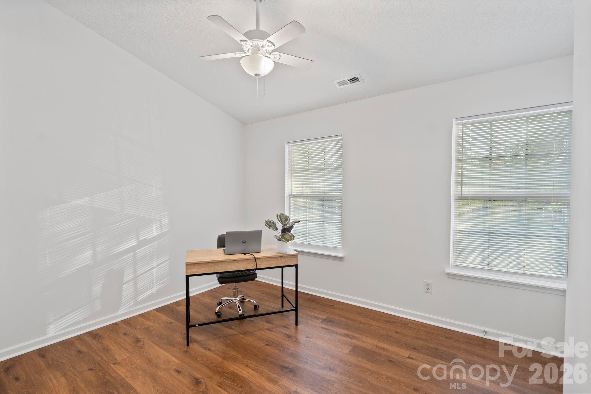 12318 Hennigan Place Lane — Charlotte