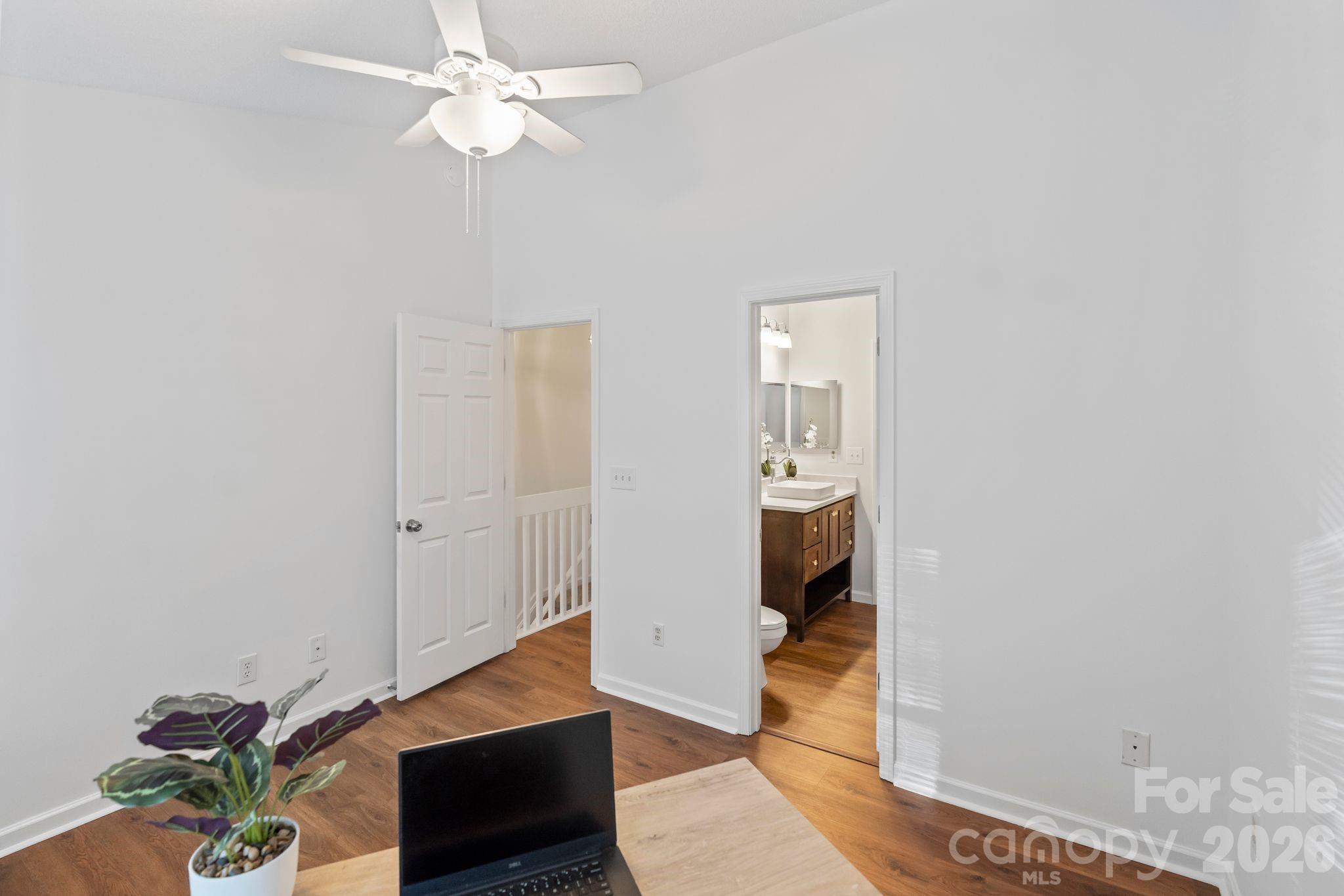 12318 Hennigan Place Lane — Charlotte